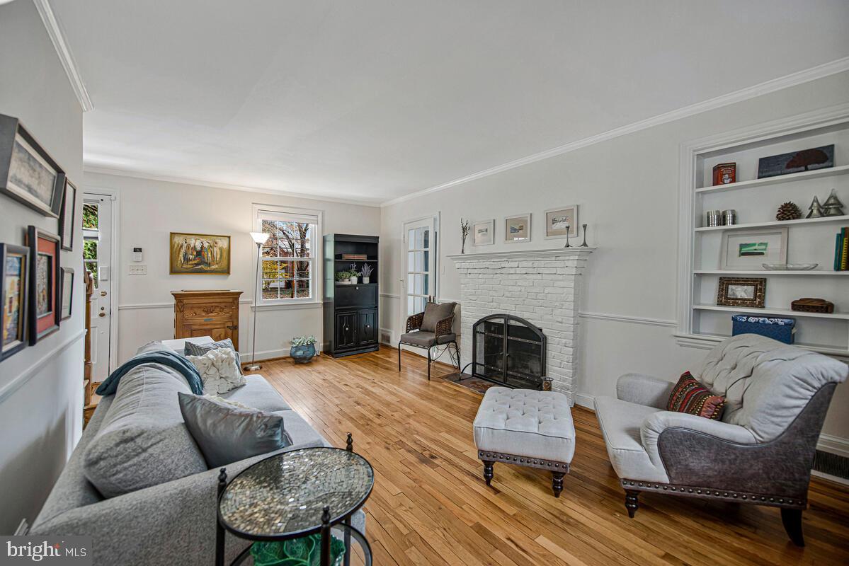 NORTH HILLS - Residential