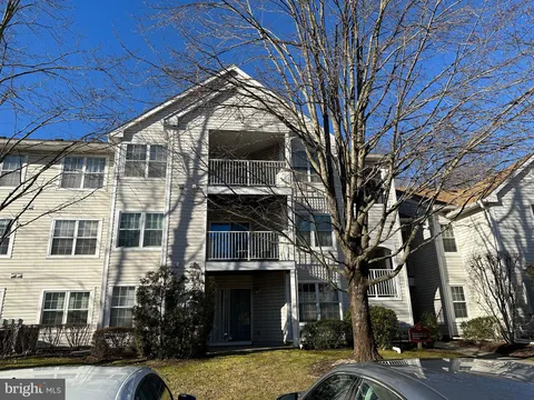 226 Walden Circle, Robbinsville, NJ MLS: NJME2056818