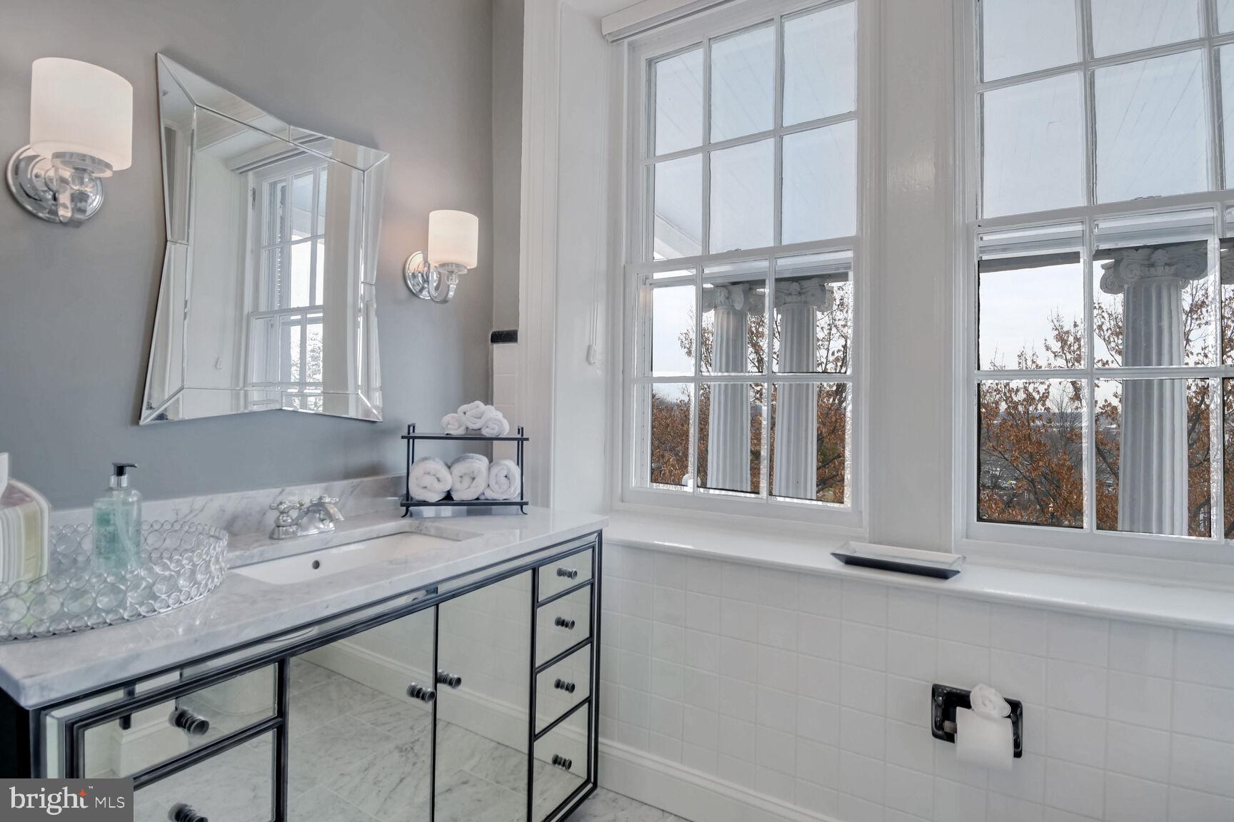 NORTH RIDGE - Residential