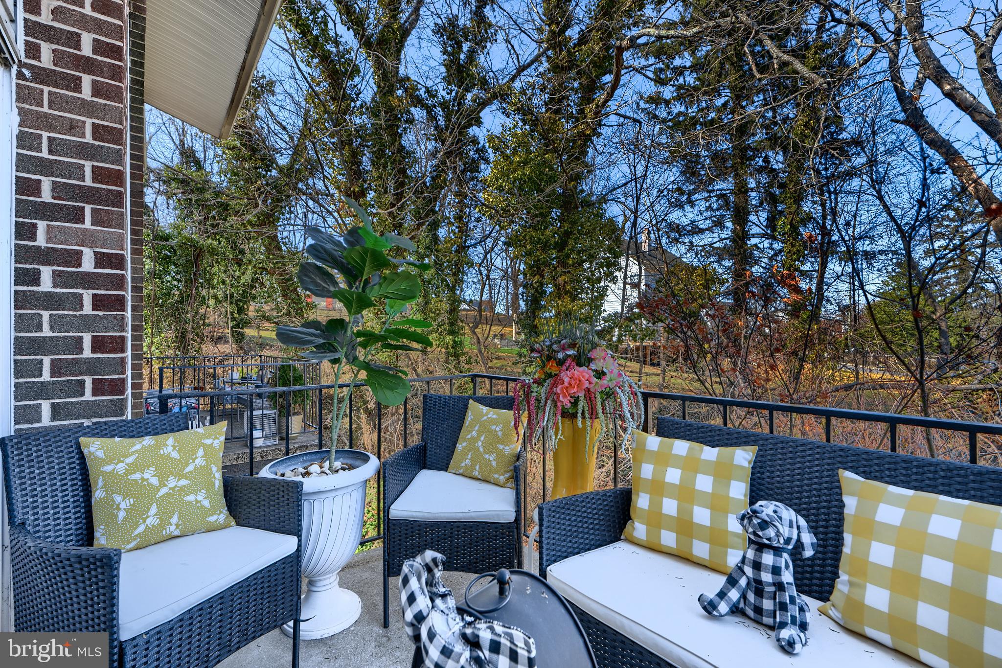 MOORES MILL MANOR - Residential