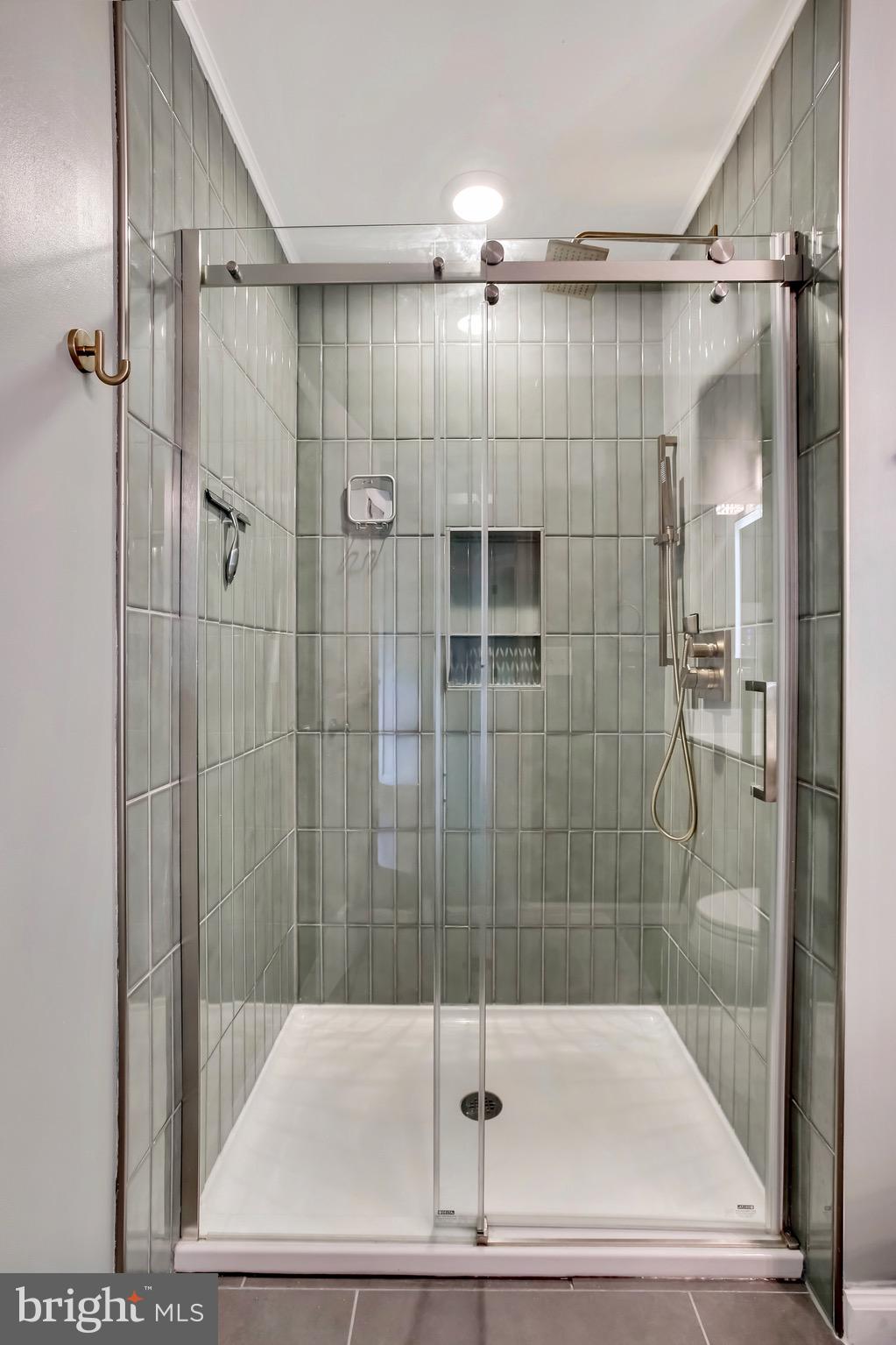 GATEWAY - Residential