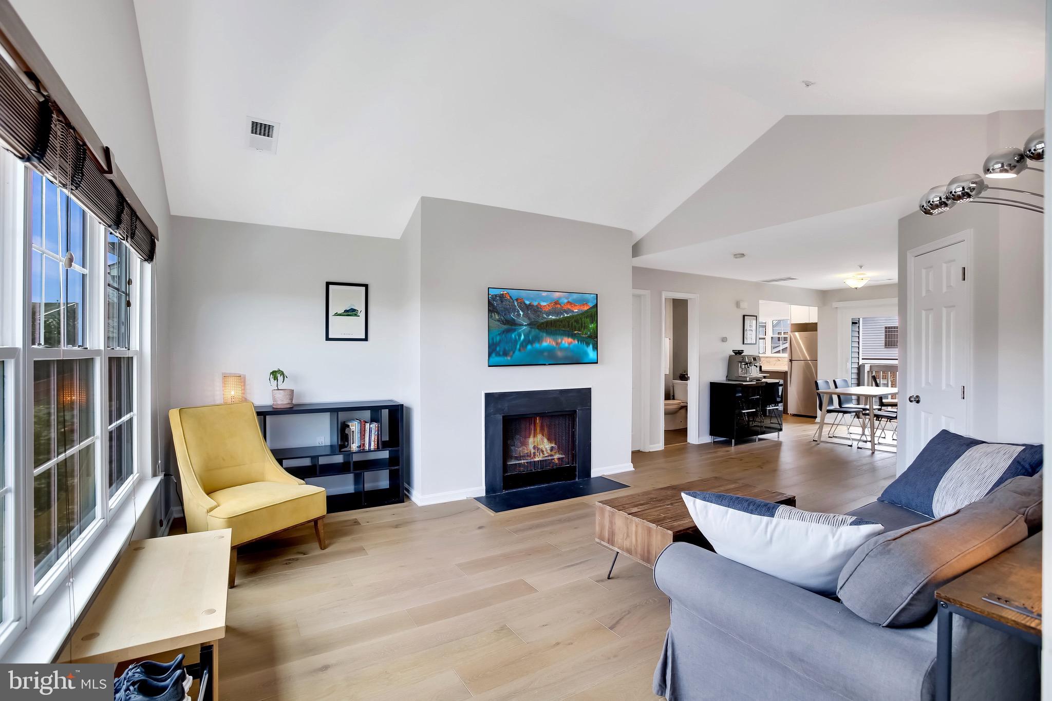 GATEWAY - Residential