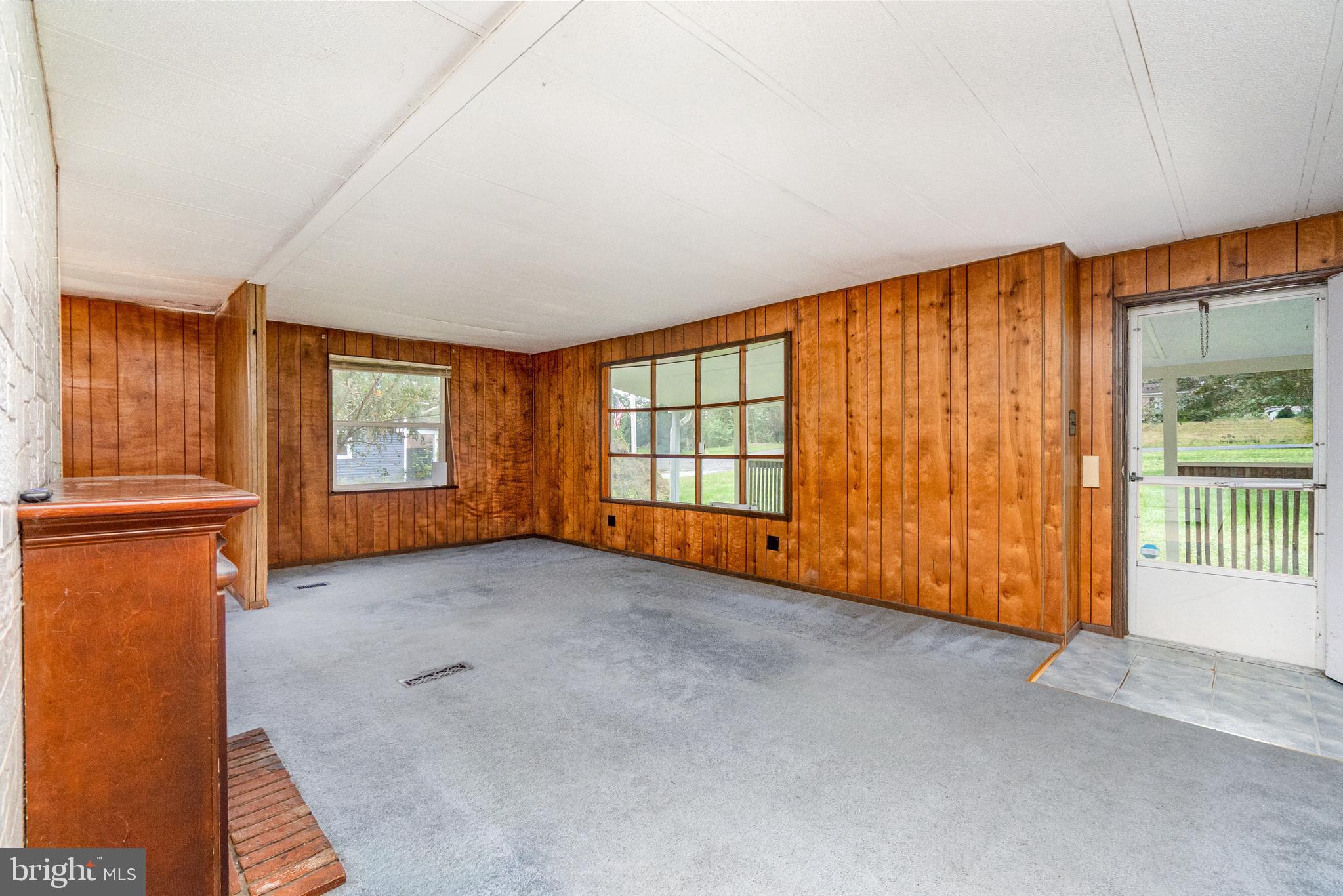 NONE AVAILABLE - Land