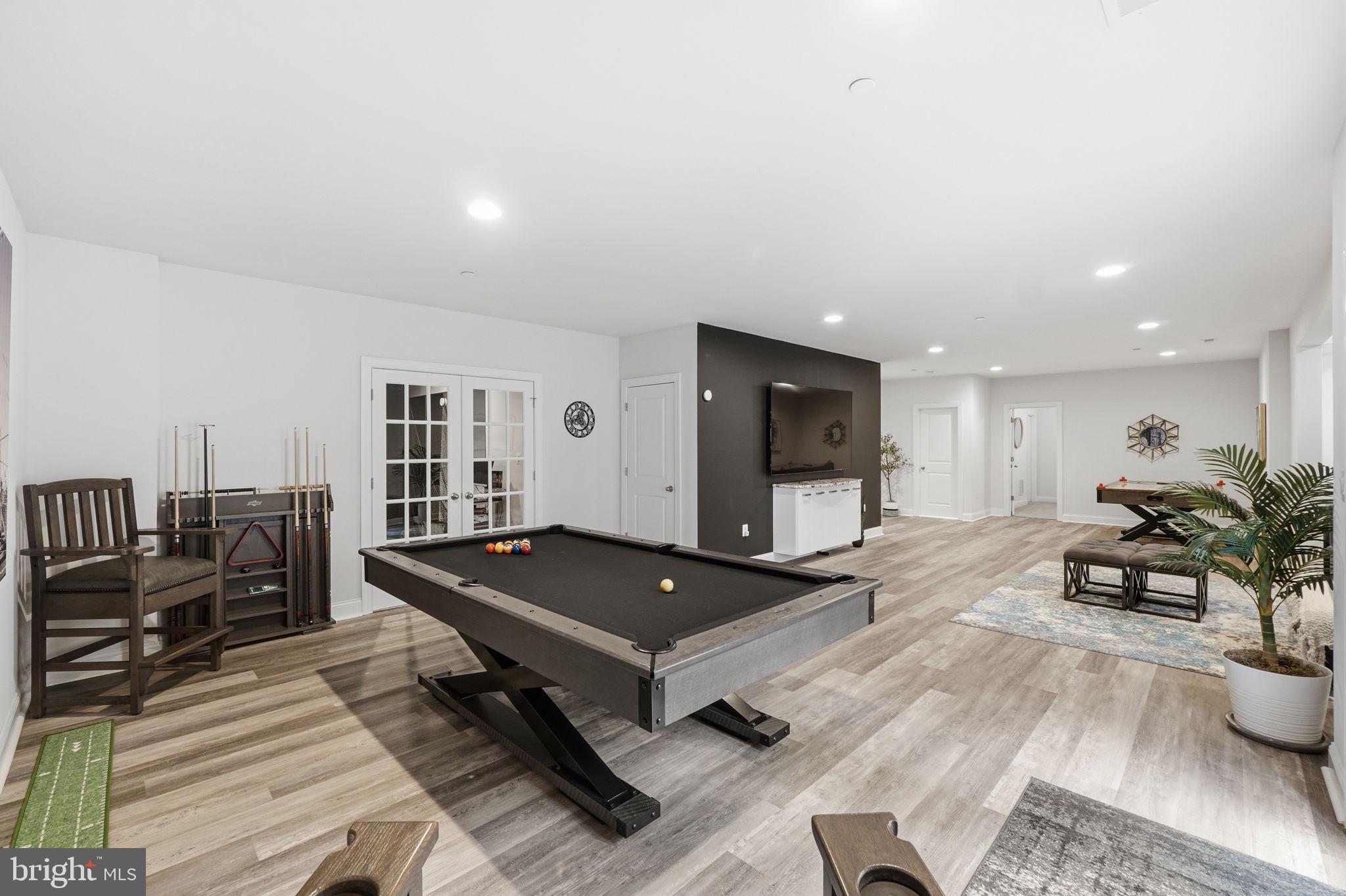 OLD FARM - Residential