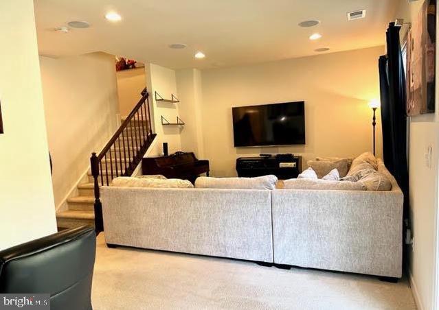 BELMONT RUN - Residential Lease