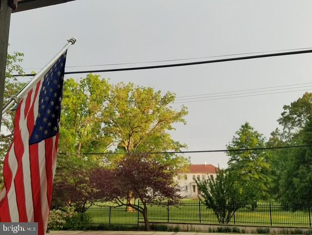 RIVERDALE PARK - Residential