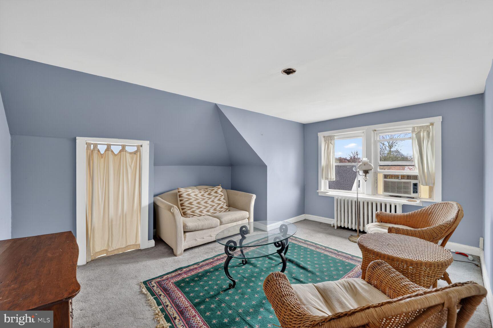 RIVERDALE PARK - Residential