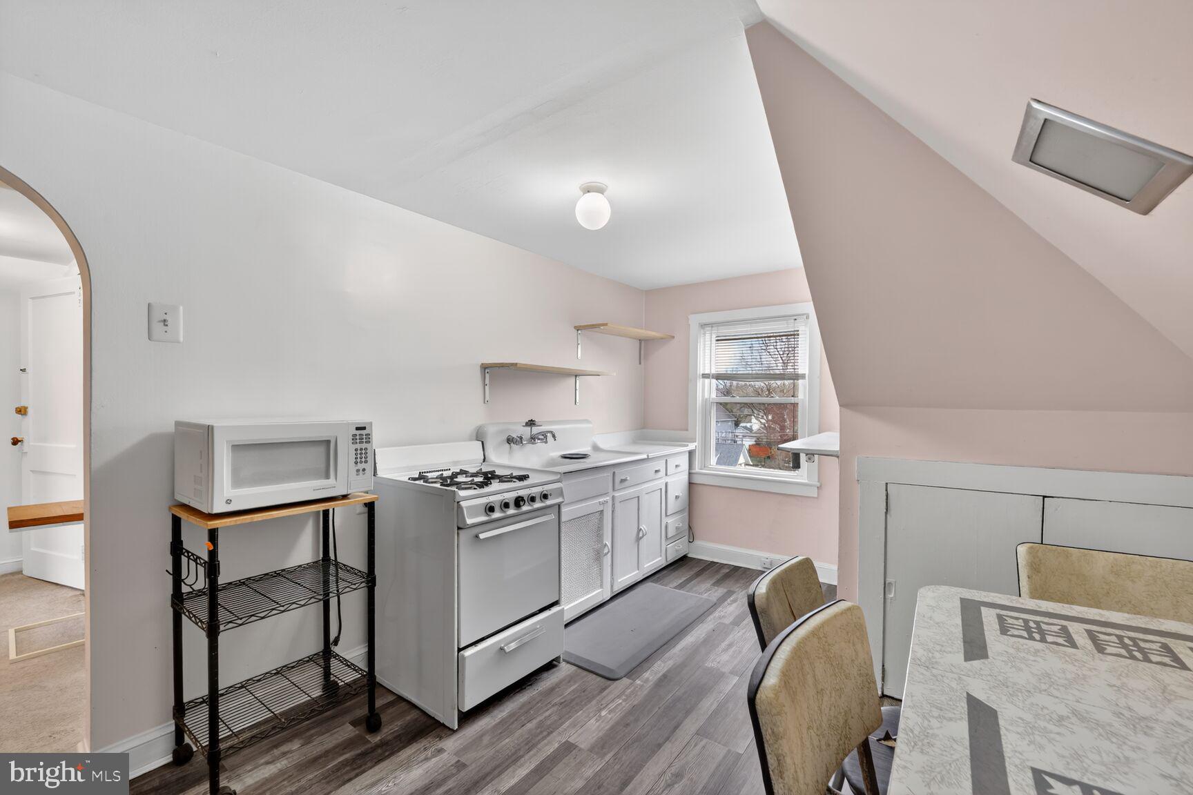 RIVERDALE PARK - Residential