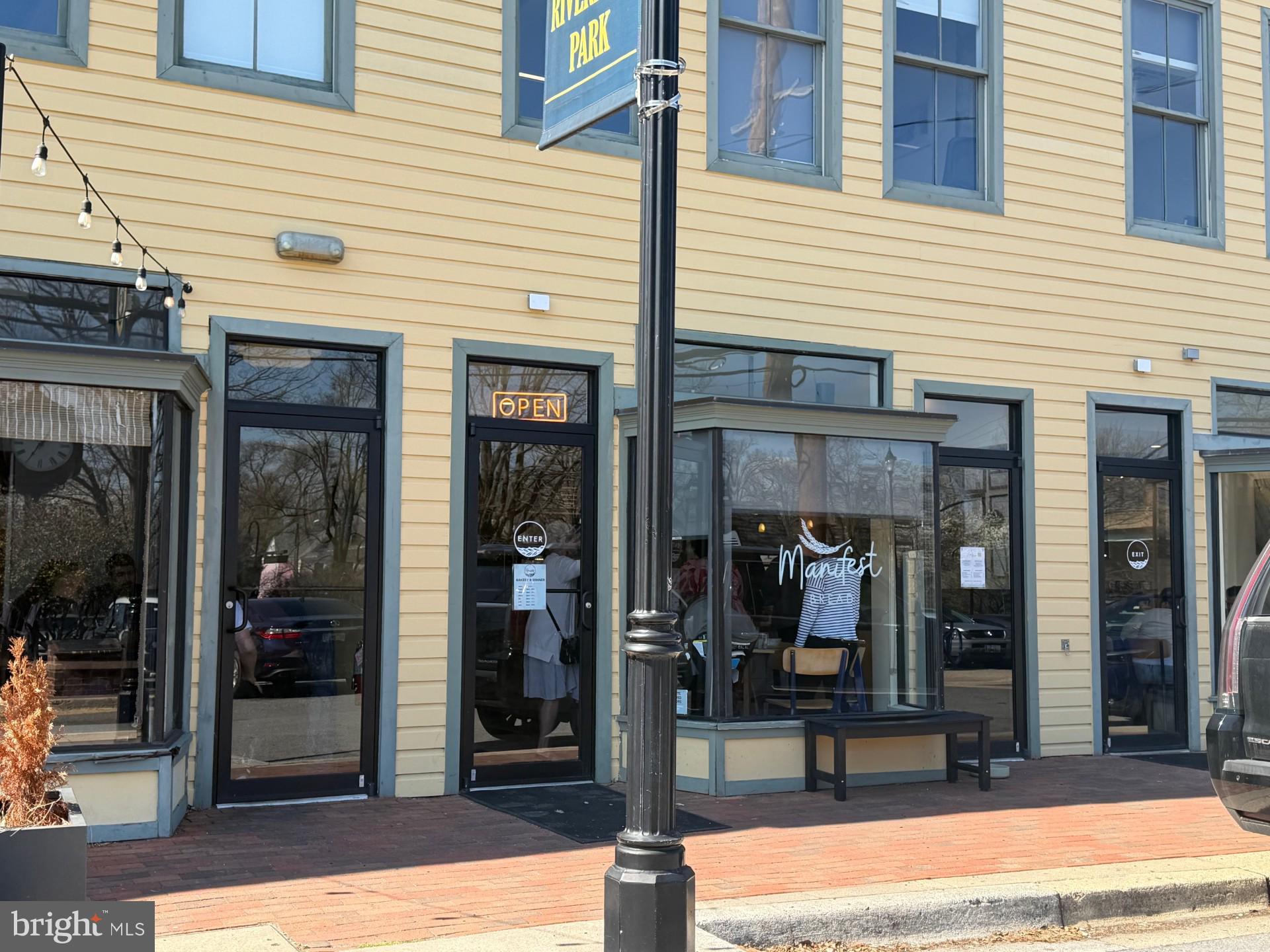 RIVERDALE PARK - Residential