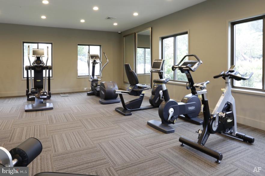 CREEKSIDE AT BLUE BELL - Residential Lease