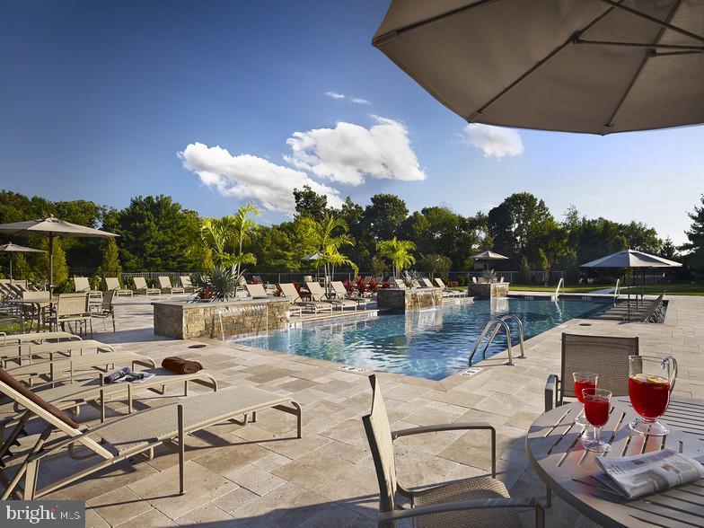 CREEKSIDE AT BLUE BELL - Residential Lease