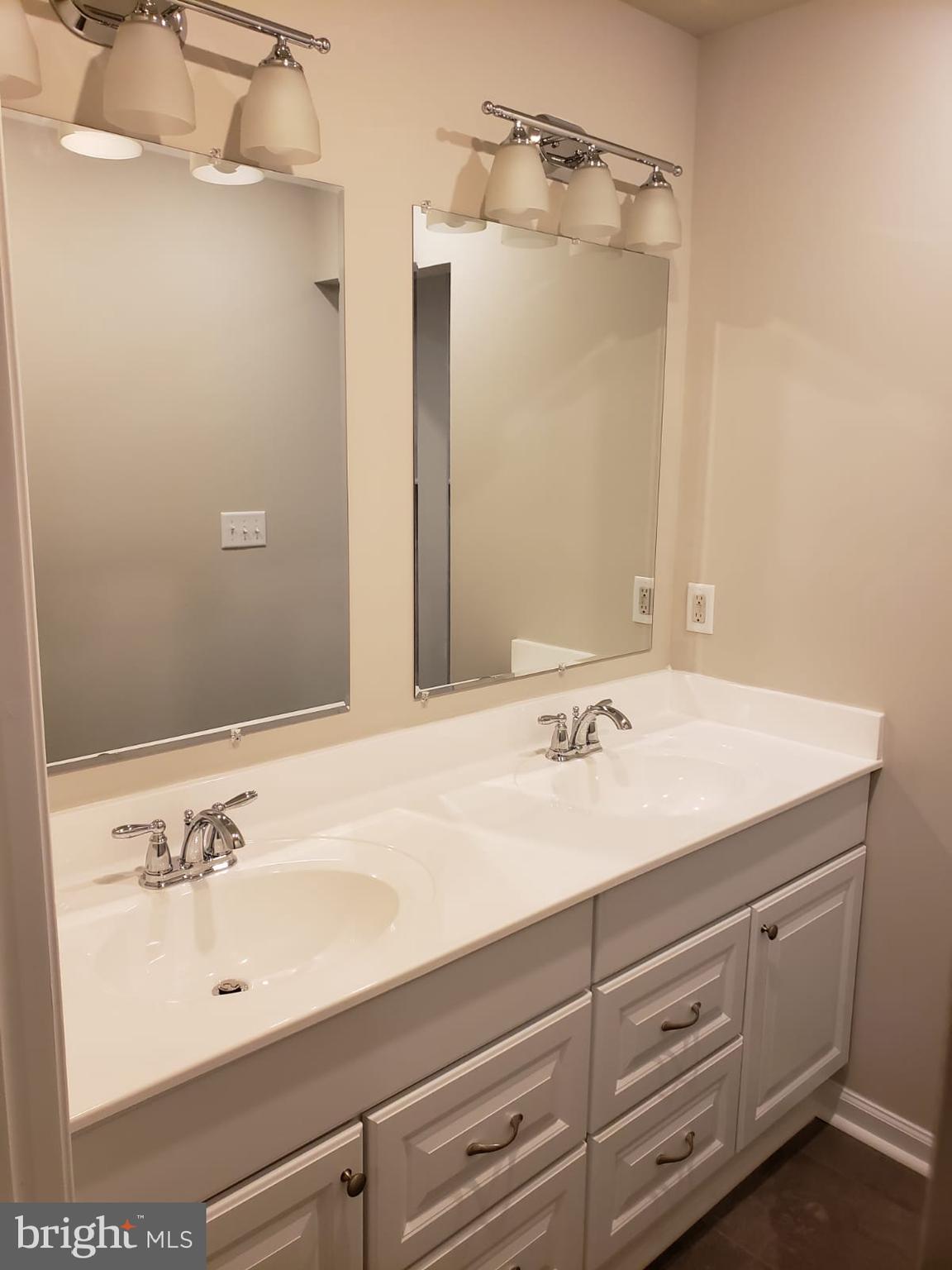 STONEWALL ESTATES - Residential