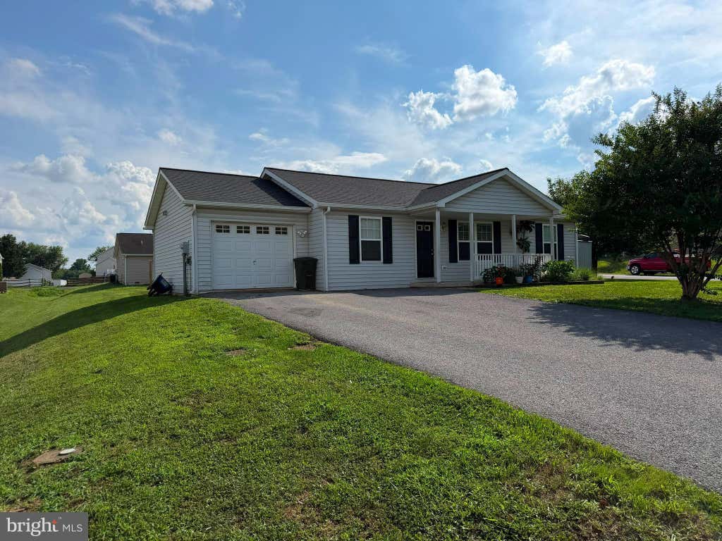 Photo of 129 Raider Lane, MARTINSBURG, WV 25403 (MLS # WVBE2052692)