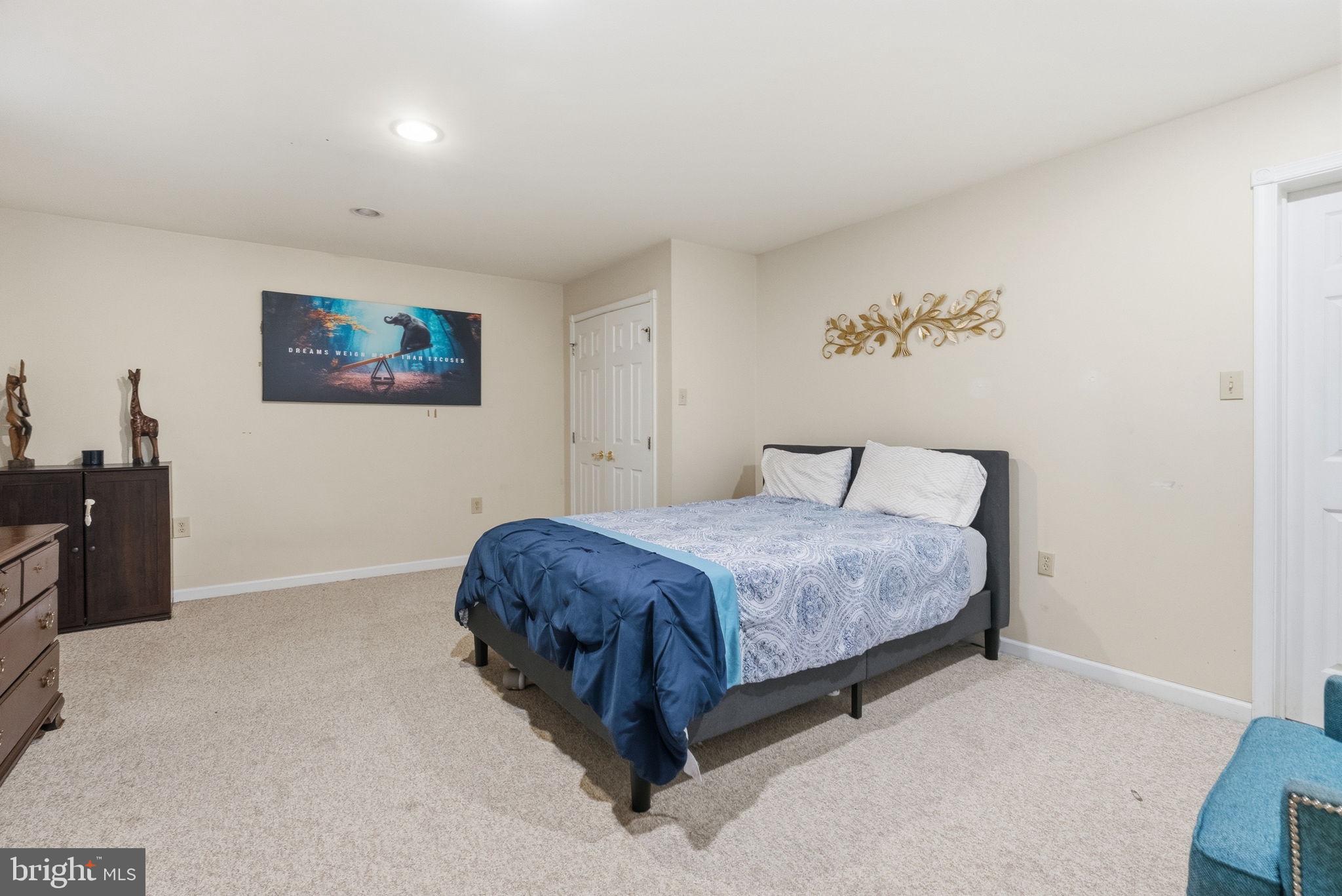 VALLEY VIEW - Residential