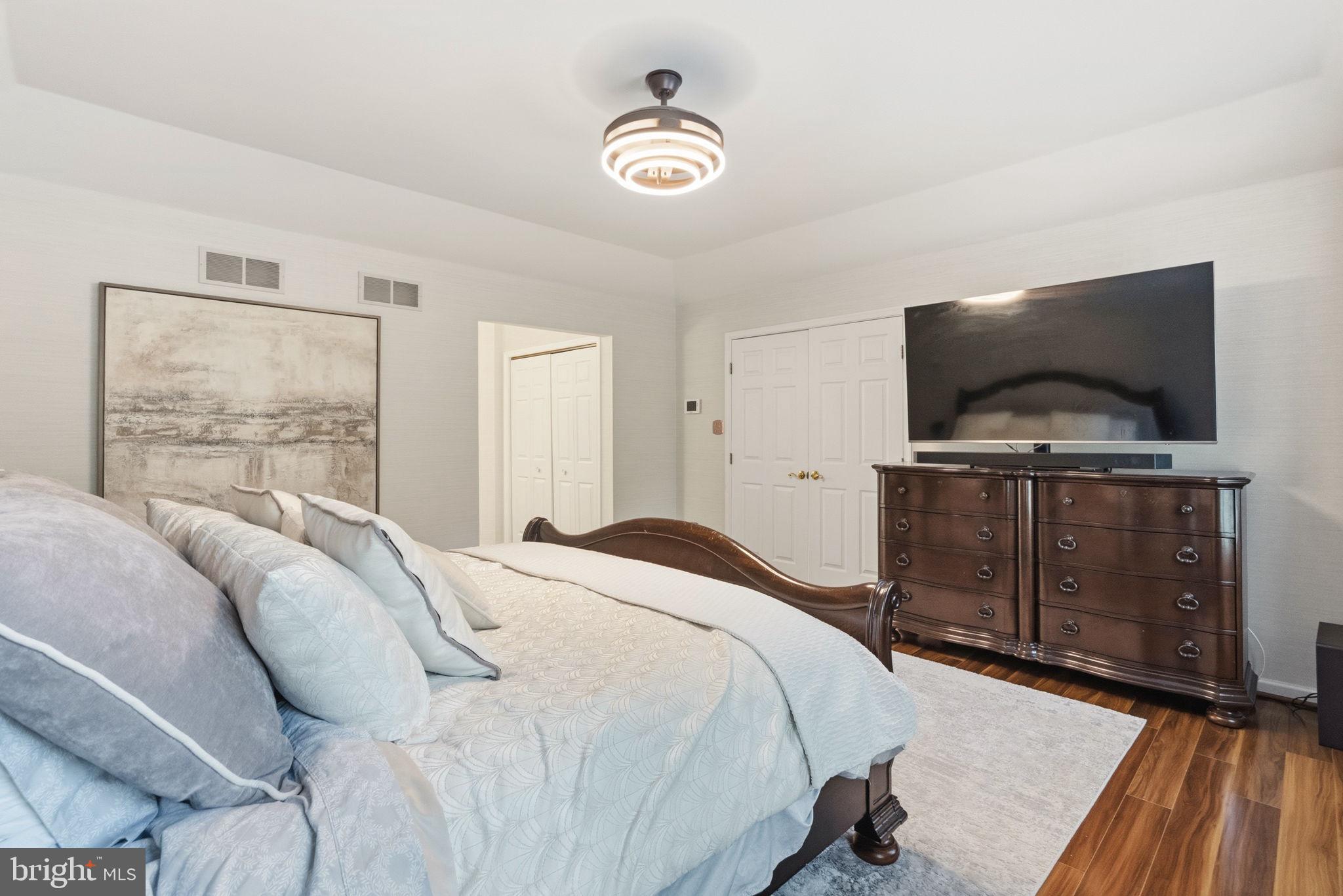 VALLEY VIEW - Residential