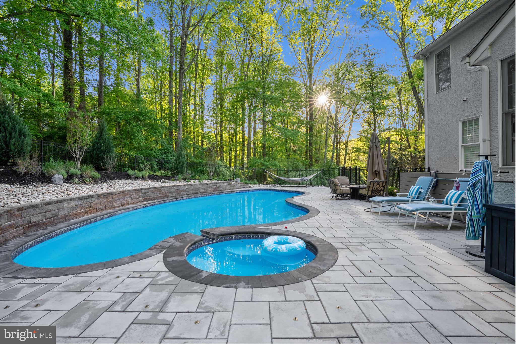 VALLEY VIEW - Residential