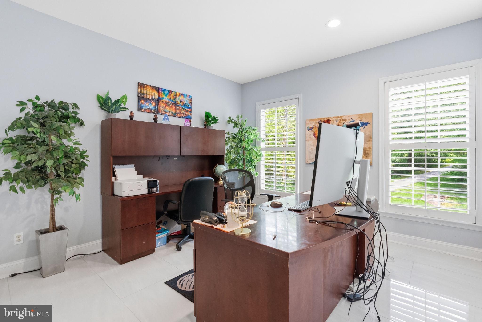 VALLEY VIEW - Residential