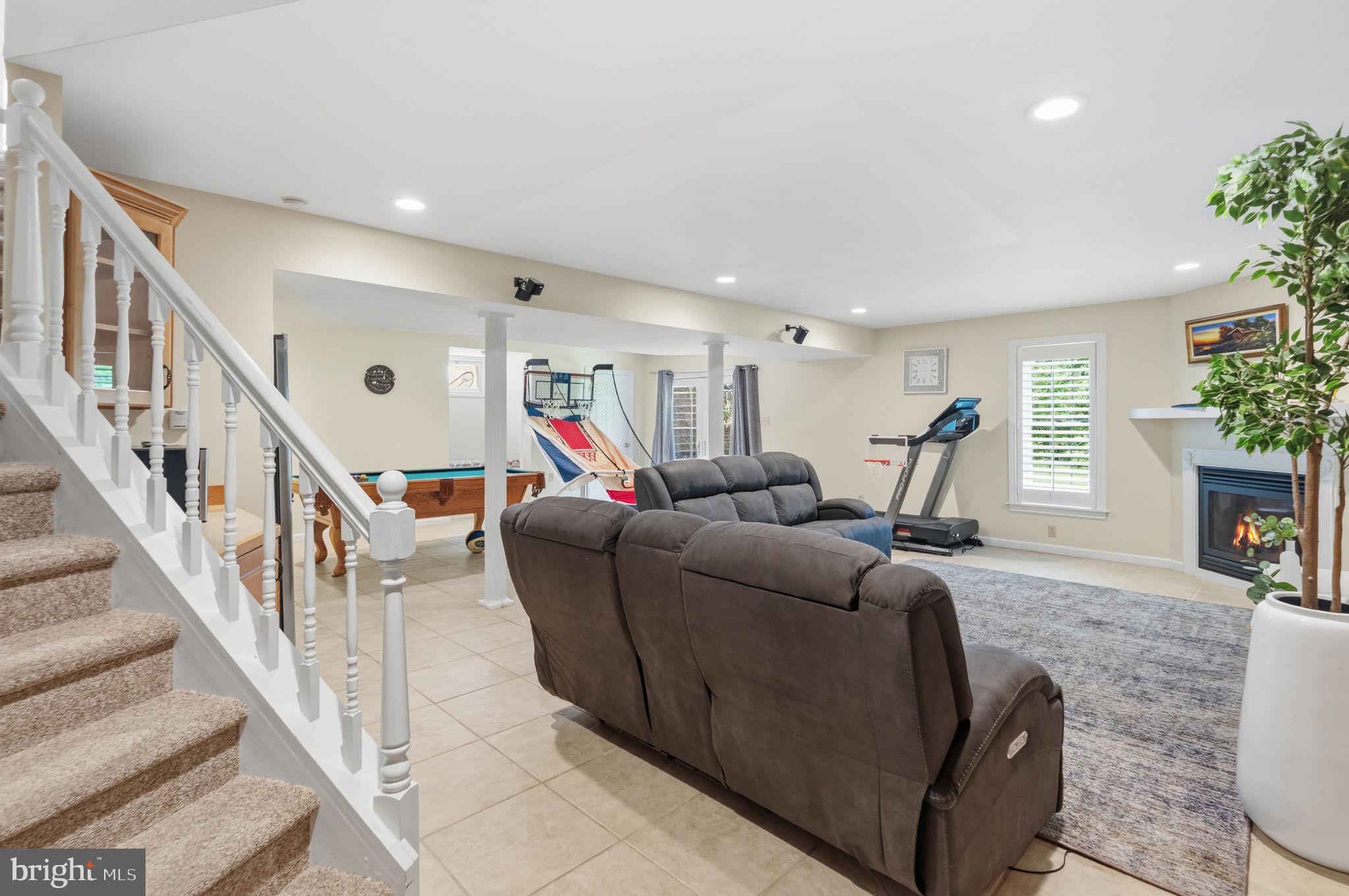 VALLEY VIEW - Residential