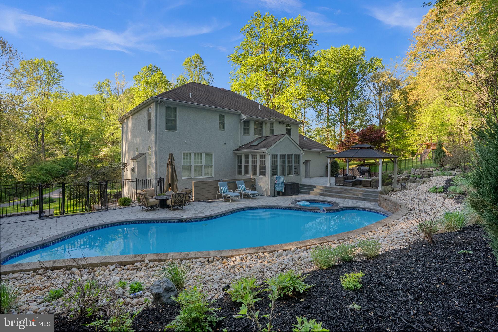 VALLEY VIEW - Residential