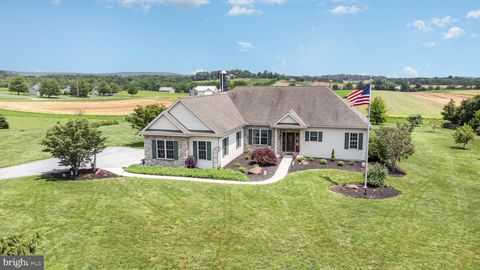 Photo of 41 Fence Row Lane, MANHEIM, PA 17545 (MLS # PALA2071474)