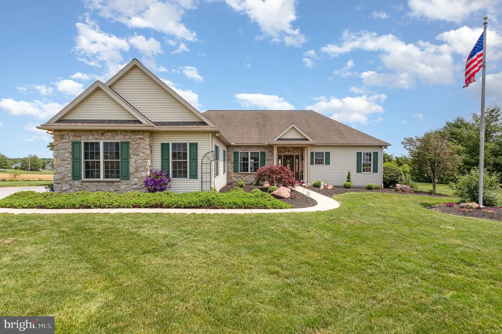 Photo of 41 Fence Row Lane, MANHEIM, PA 17545 (MLS # PALA2071474)