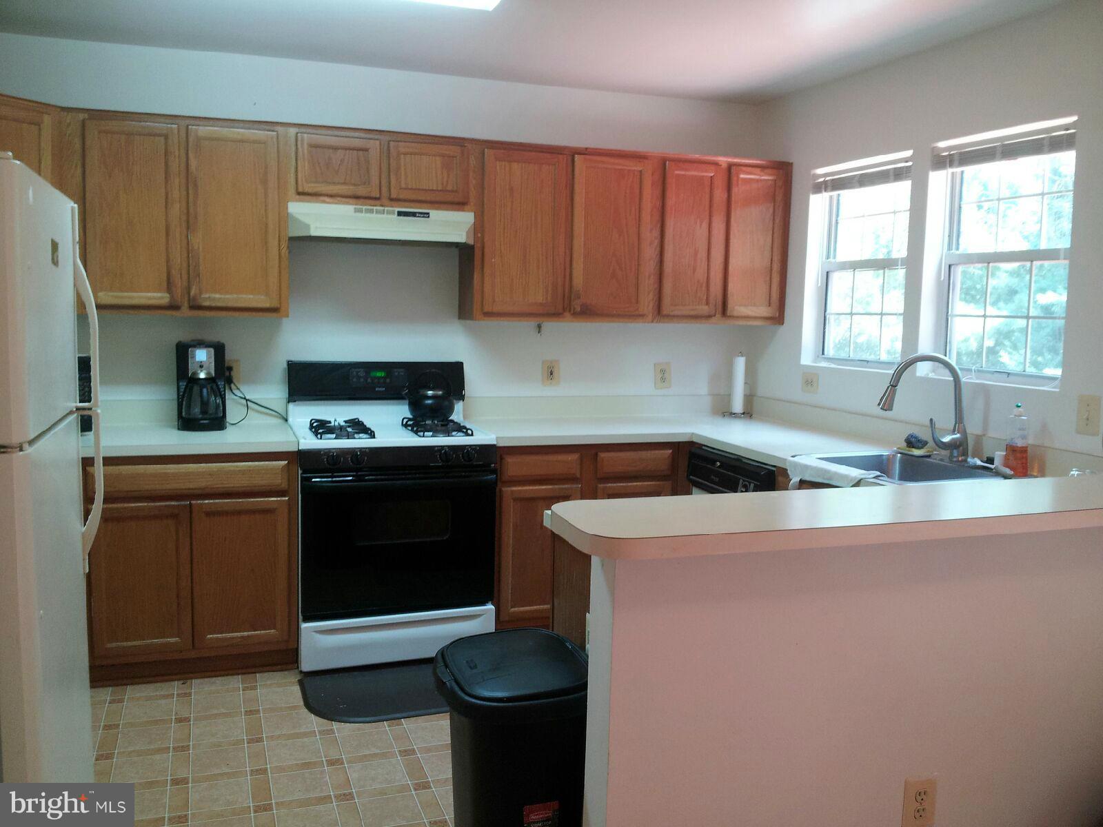 DAWSONS RIDGE - Residential Lease