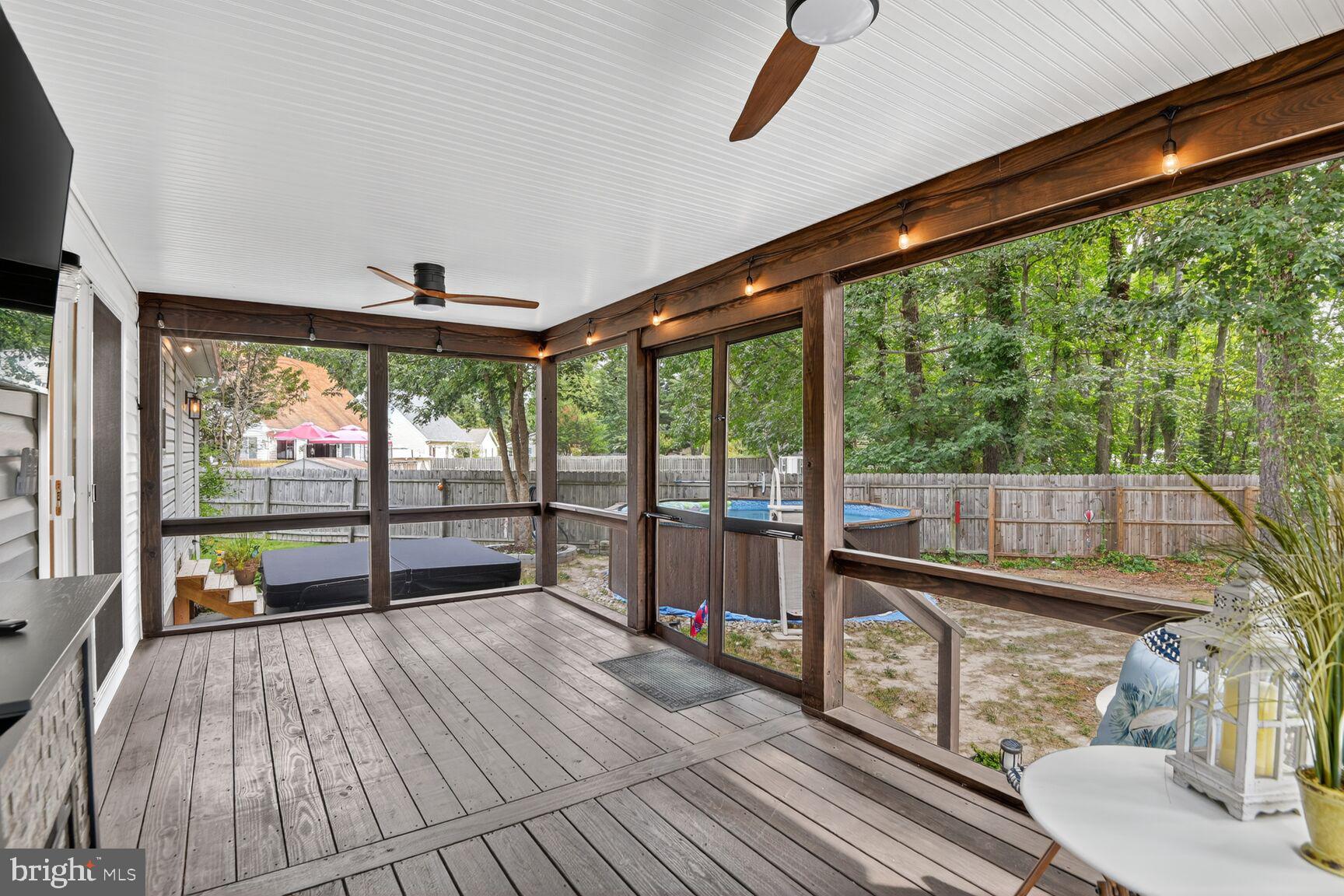 RIO VISTA - Residential