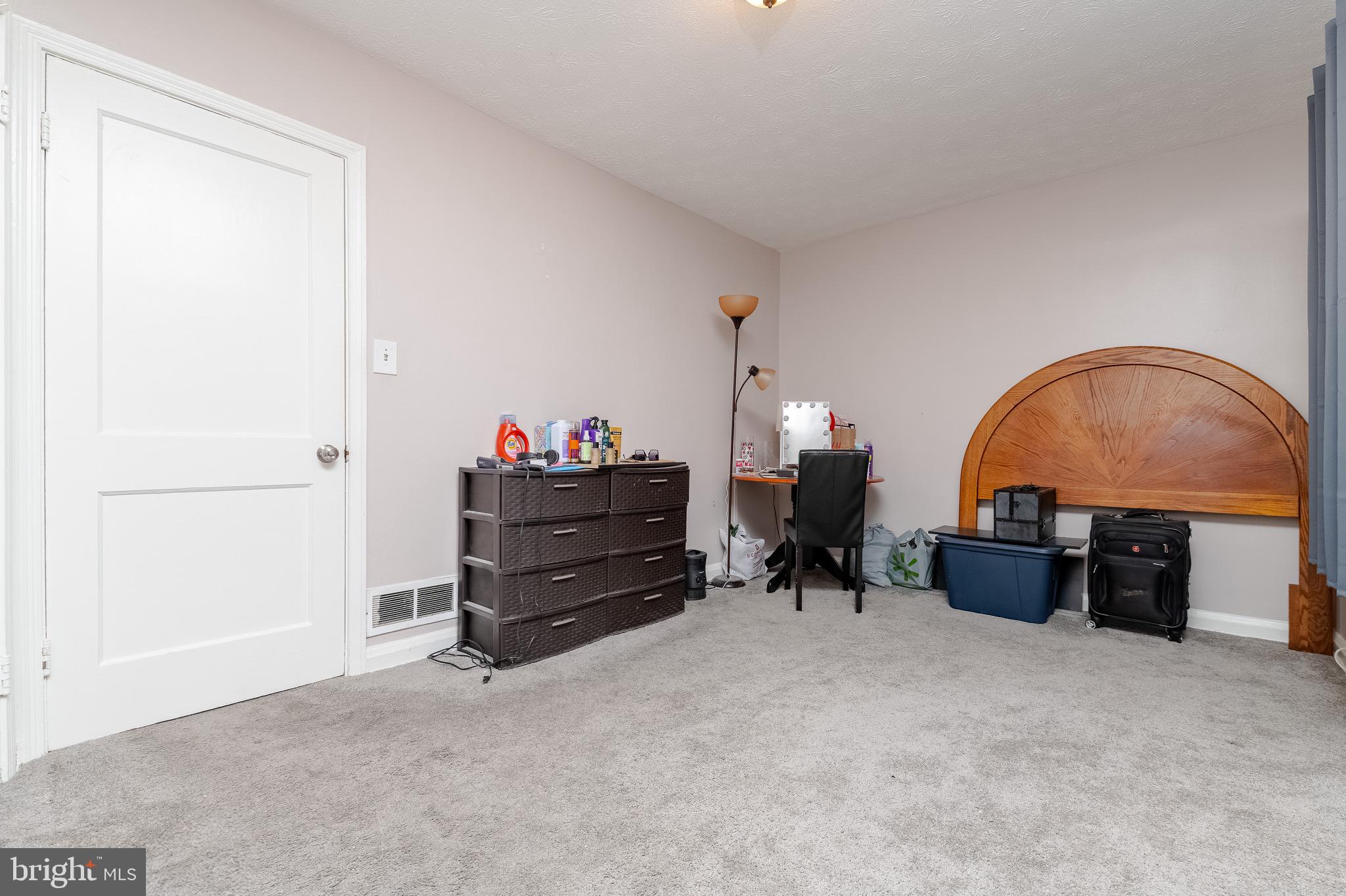 DUNDALK VILLAGE - Residential