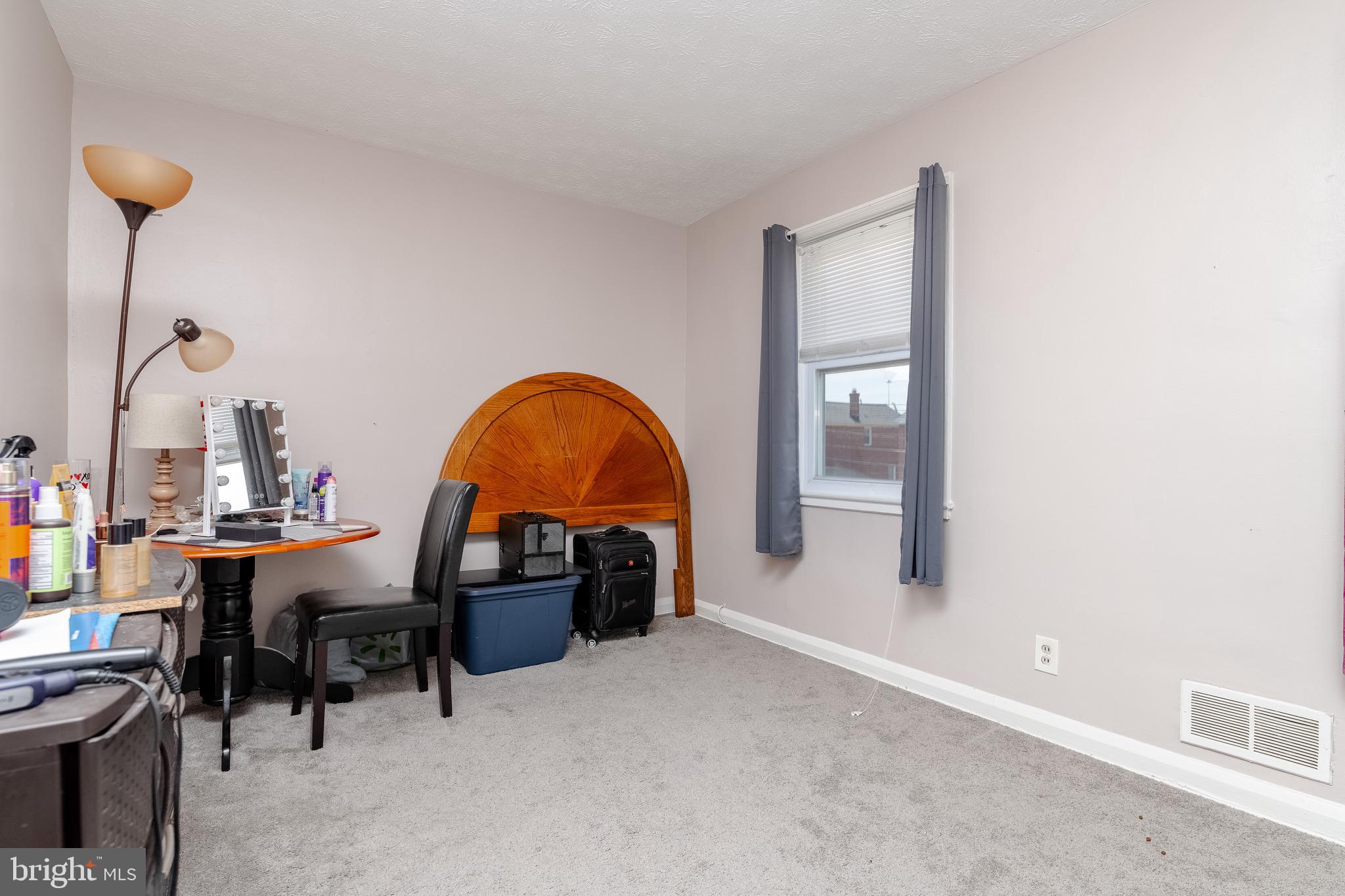 DUNDALK VILLAGE - Residential