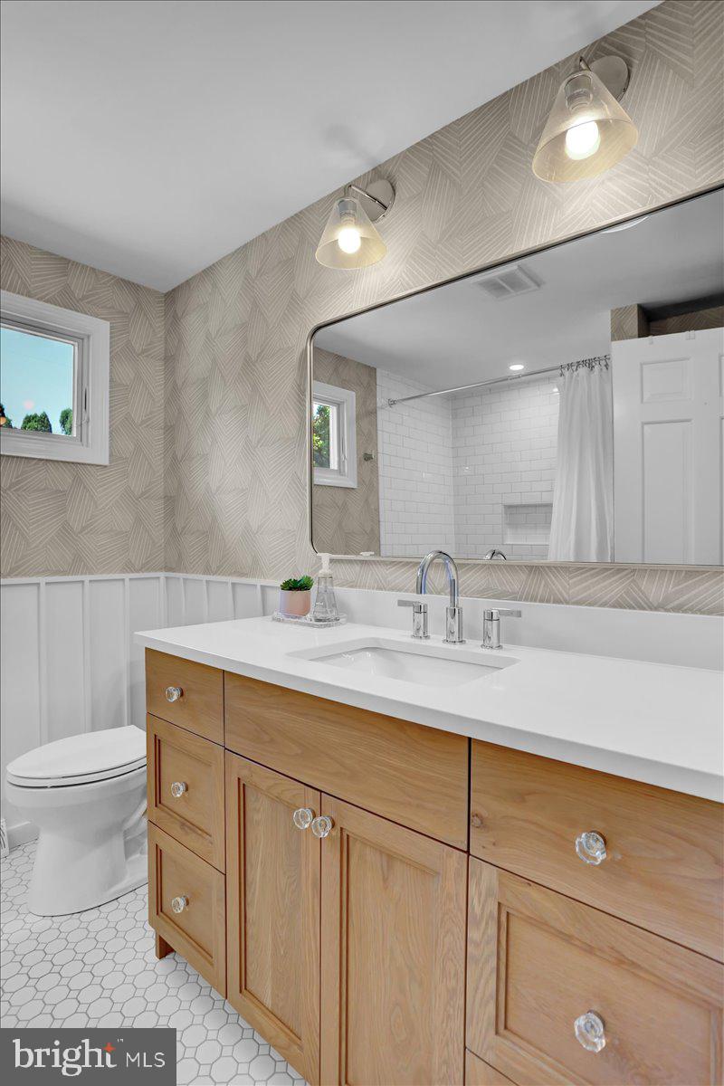 SCHOOL LANE HILLS - Residential