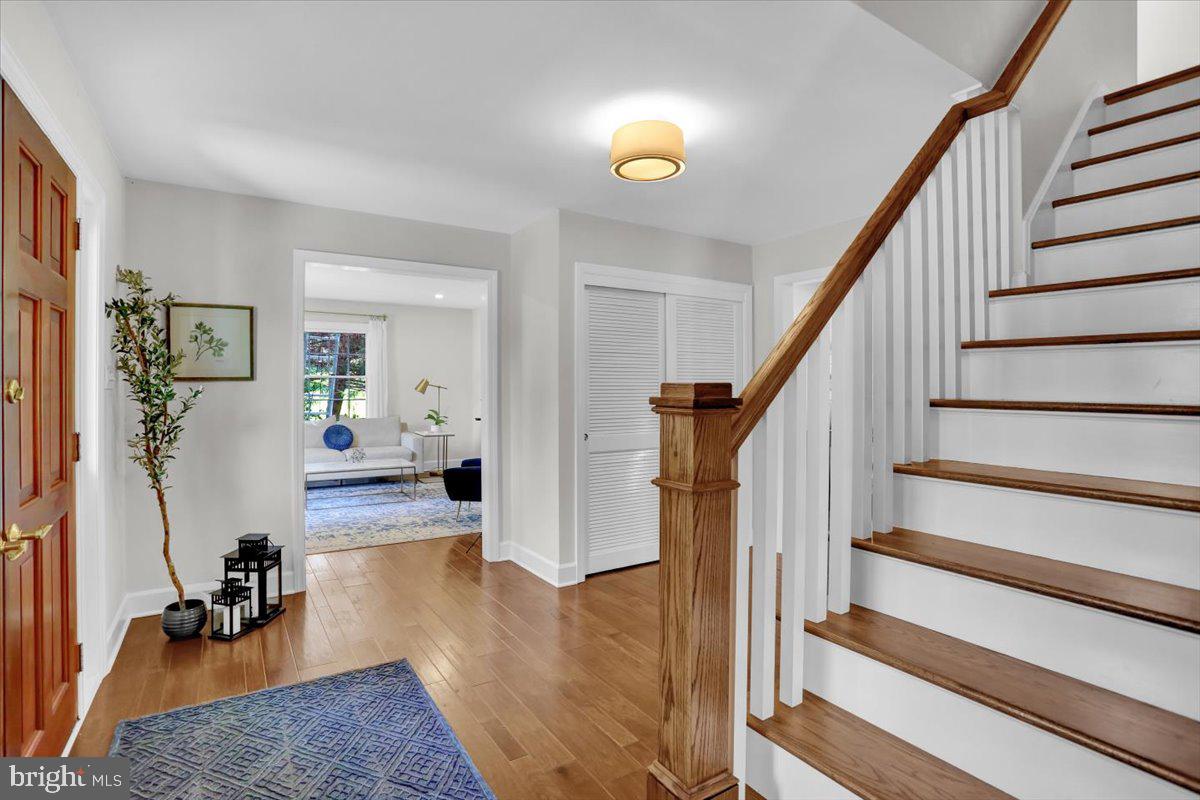 SCHOOL LANE HILLS - Residential