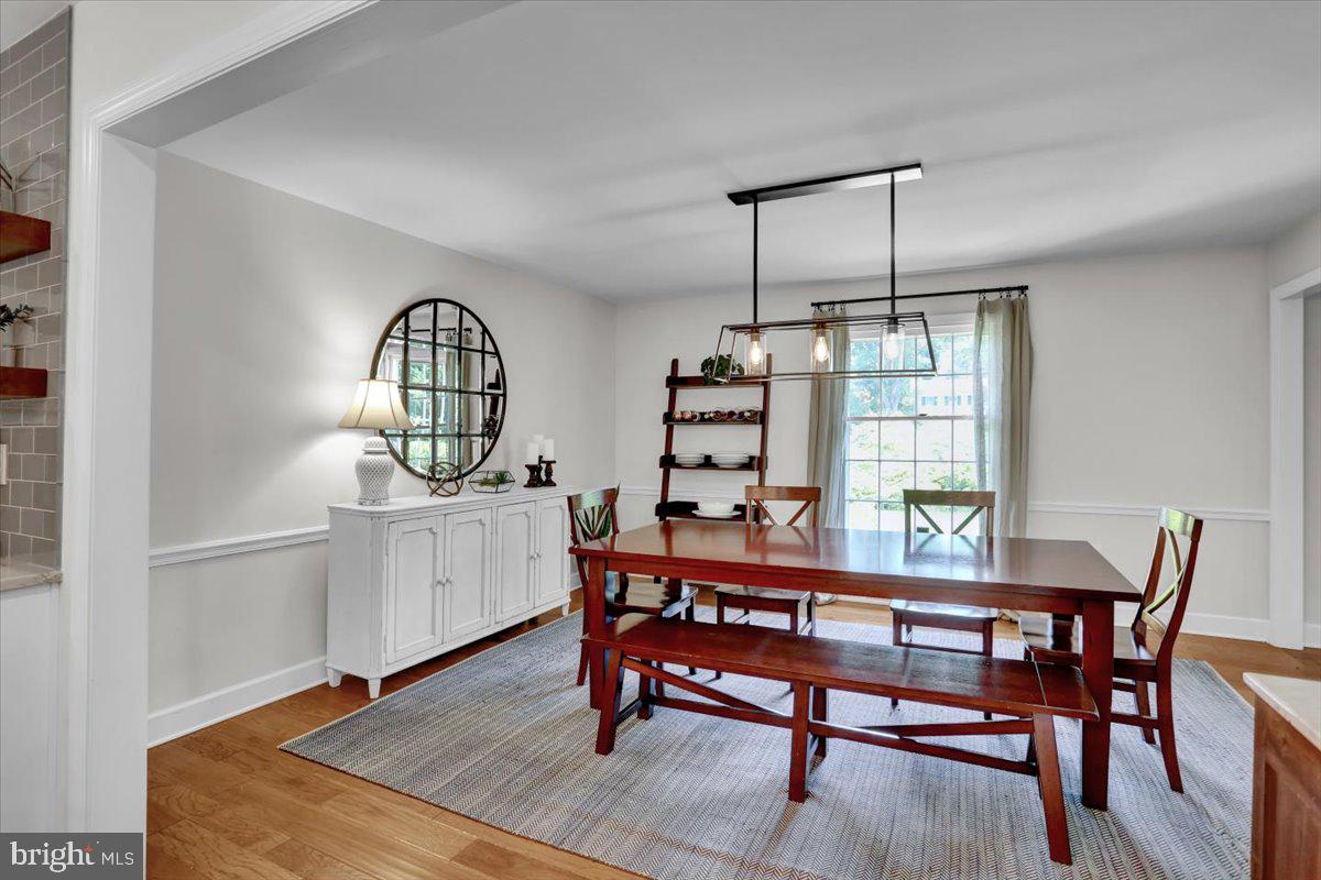 SCHOOL LANE HILLS - Residential