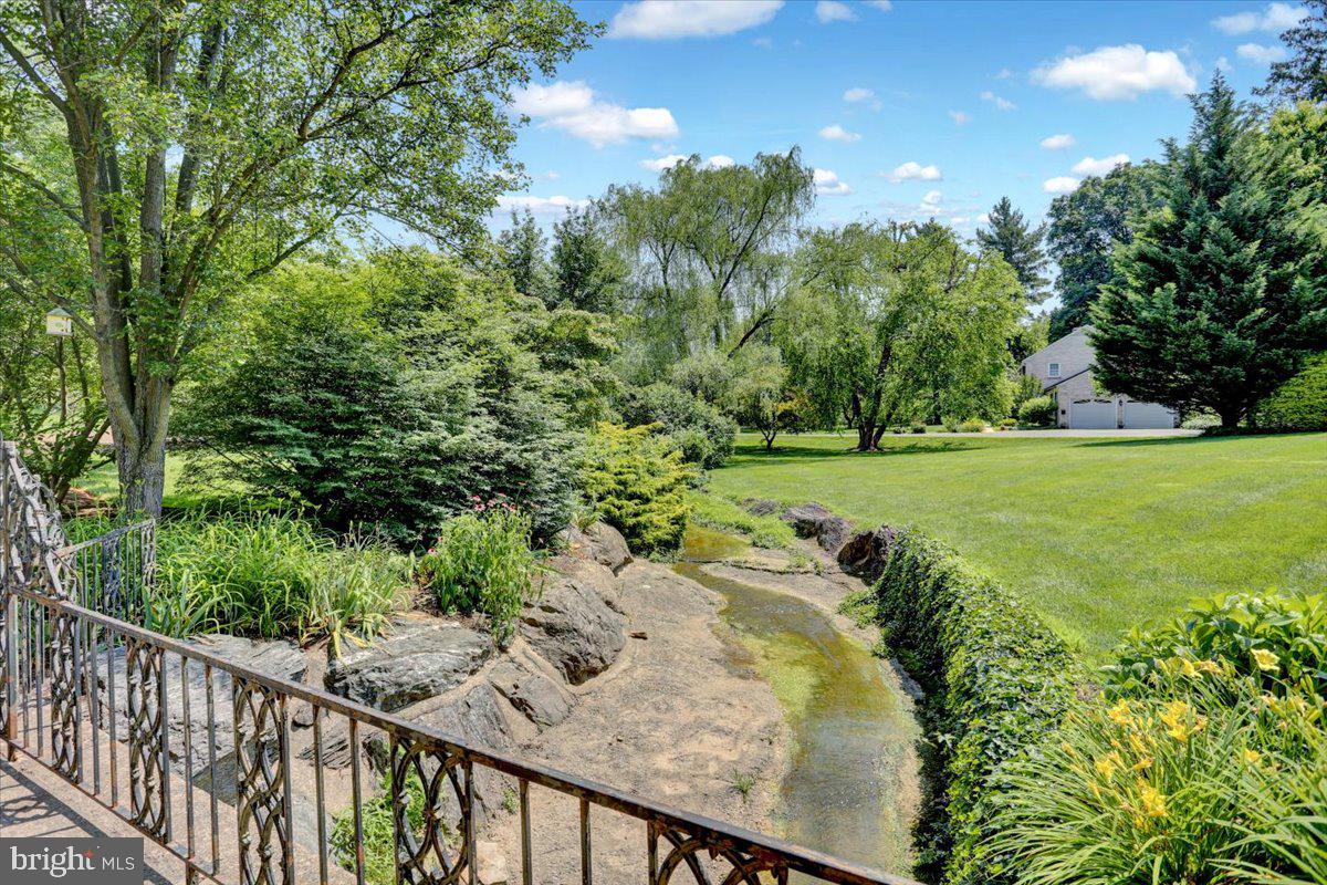 SCHOOL LANE HILLS - Residential