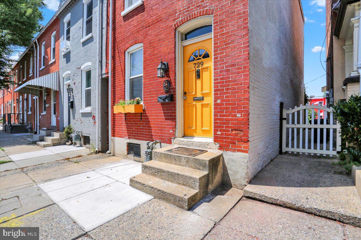 Well cared for, move-in ready end-of -row brick home! Nice location on the east side of Lancaster City! This home features 3 bedrooms, 1 full bathroom, a brand new roof in 2024, a brand new high efficiency, top-of-the-line gas boiler in 2021, ceiling fans, a rear yard w/patio and 1 off-street parking space!