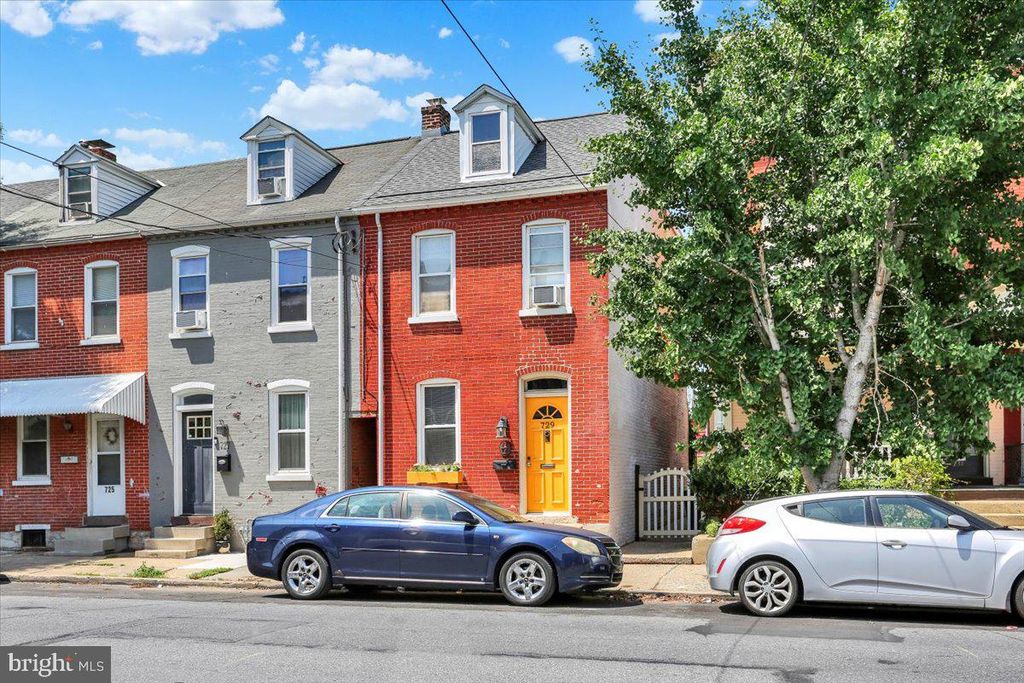 Photo of 729 E Chestnut Street, LANCASTER, PA 17602 (MLS # PALA2072166)