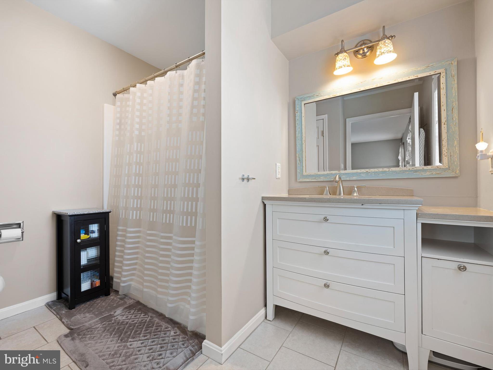 WEBBS LANDING - Residential