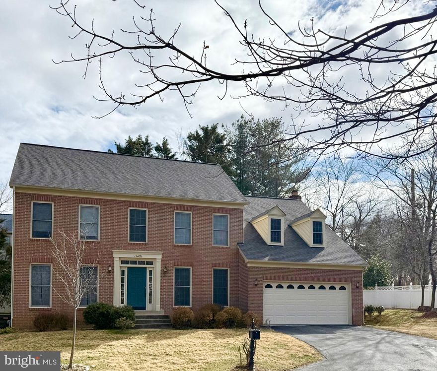 The house was lately renovated. Three years new roof,  Updated painting including all ceilings and interior walls. Hardwood in master bedrooms. Extra bathroom in the basement.

The house features: Main floor: Two story foyer. Formal living and dining room. Study room with customized selves. Good sized Kitchen w/big breakfast area. The kitchen has been renovated. Cream color kitchen cabinets with self-close doors and drawers. Granite countertops and granite backsplash {easy for cleaning and maintenance} 9 foot ceiling family room with double French doors and arch windows. Lately renovated powder room w/ Toto toilet. 

Upper level: three good sized bedrooms. Two bedrooms/w big walk in closet. Master bedroom w/ vaulted ceiling and good size sitting room (can be used for 2nd office)  hardwood floors. Huge walk in closet. Master bedroom with garden bath and separate shower. Lower lever: Huge recreation room with a den and a full bathroom. Recess lightings throughout. The owner lives 5 min away. Very helpful!