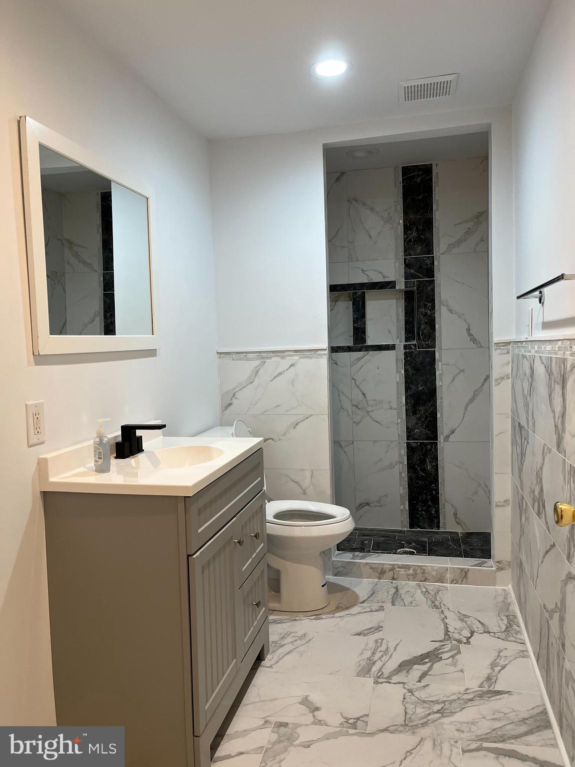 NATALIE ESTATES - Residential Lease