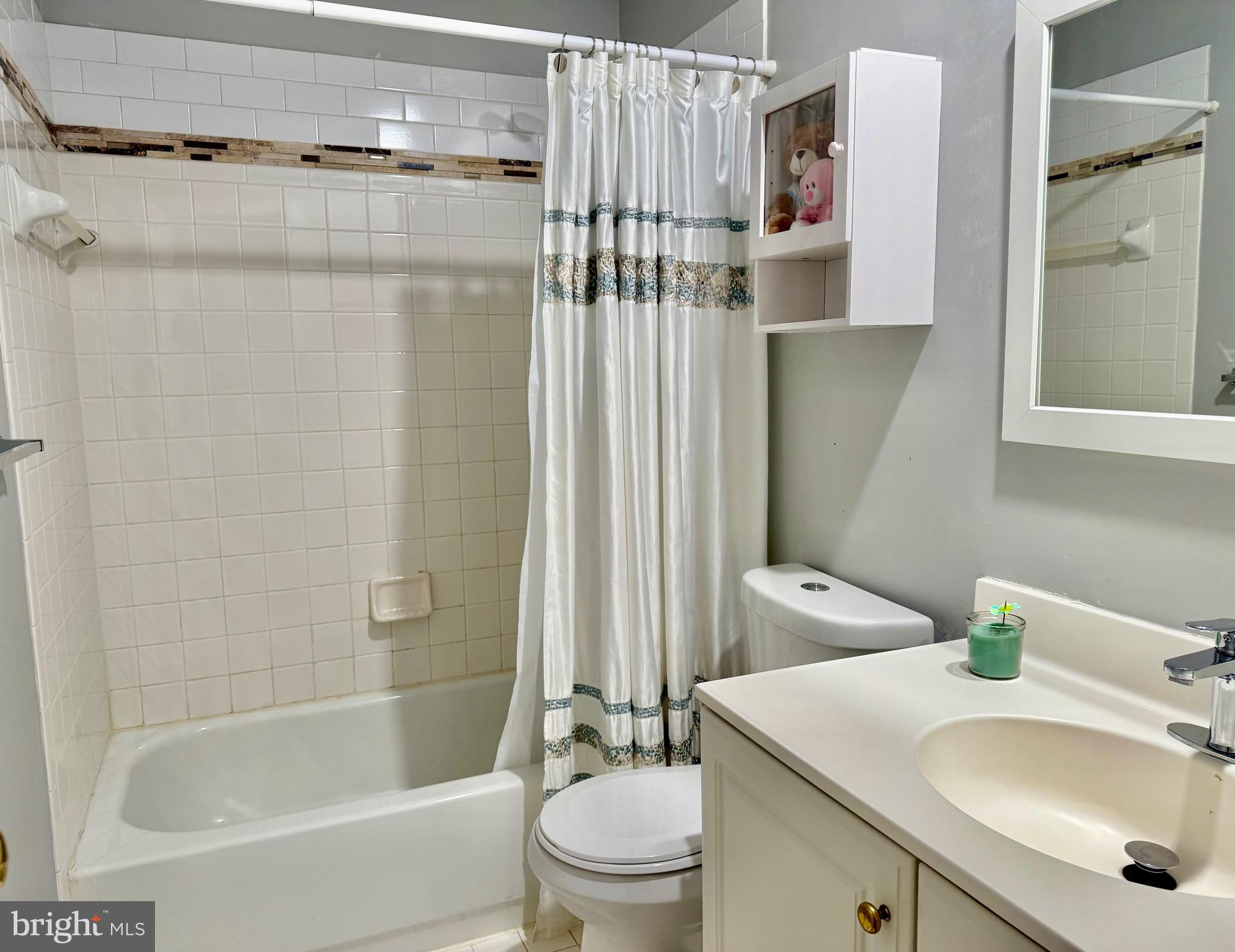 NATALIE ESTATES - Residential Lease