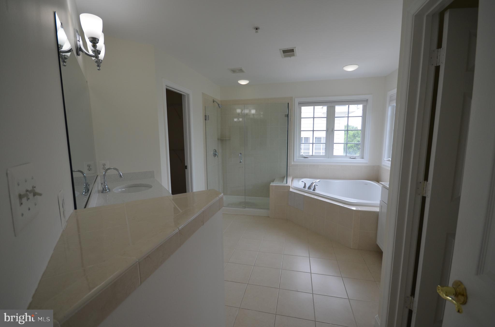 KING FARM IRVINGTON - Residential Lease