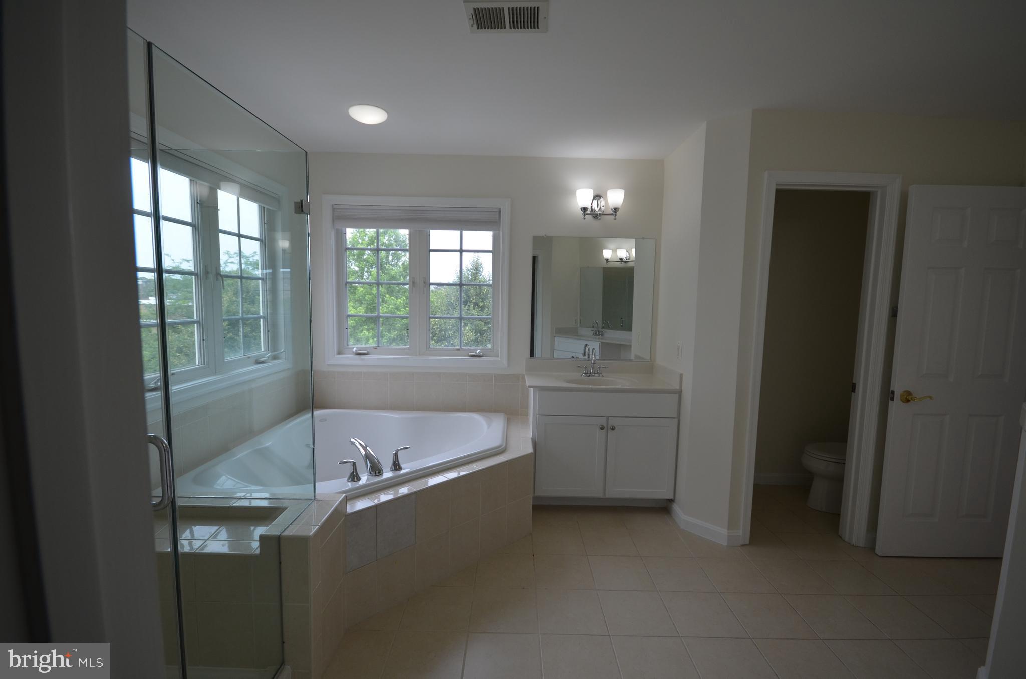 KING FARM IRVINGTON - Residential Lease