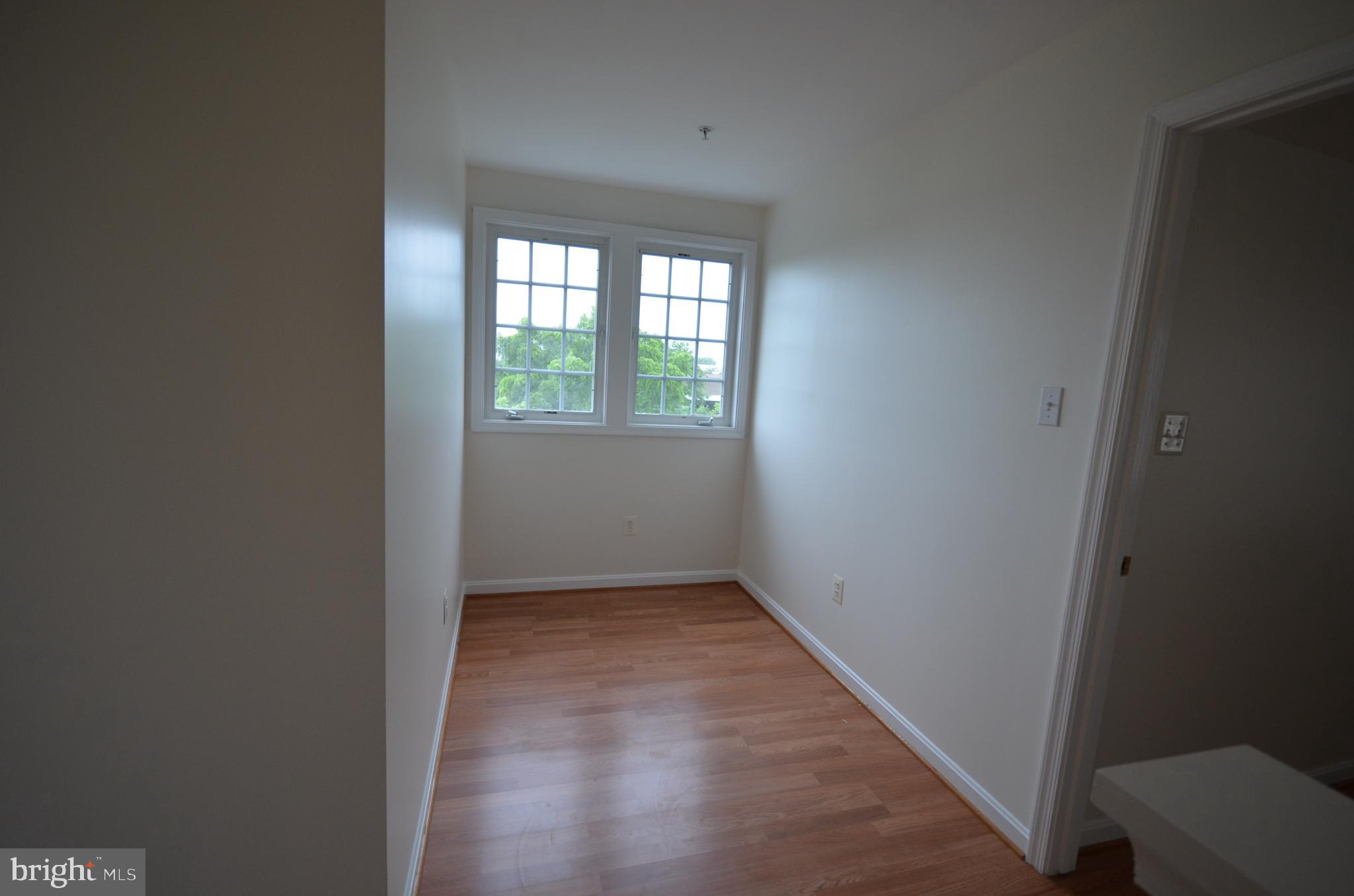 KING FARM IRVINGTON - Residential Lease