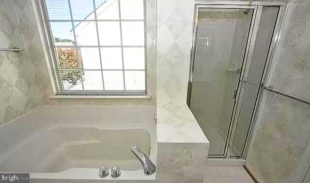 KINGSVIEW VILLAGE - Residential Lease