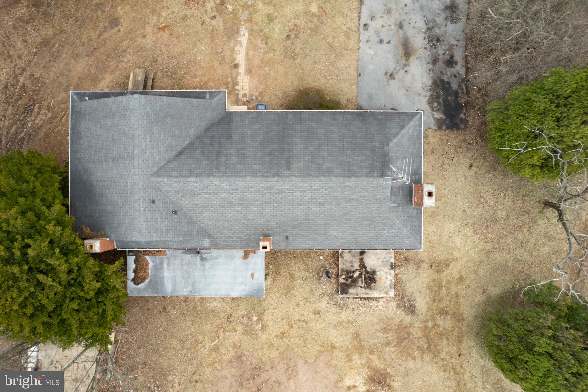 13809 TRIADELPHIA MILL ROAD