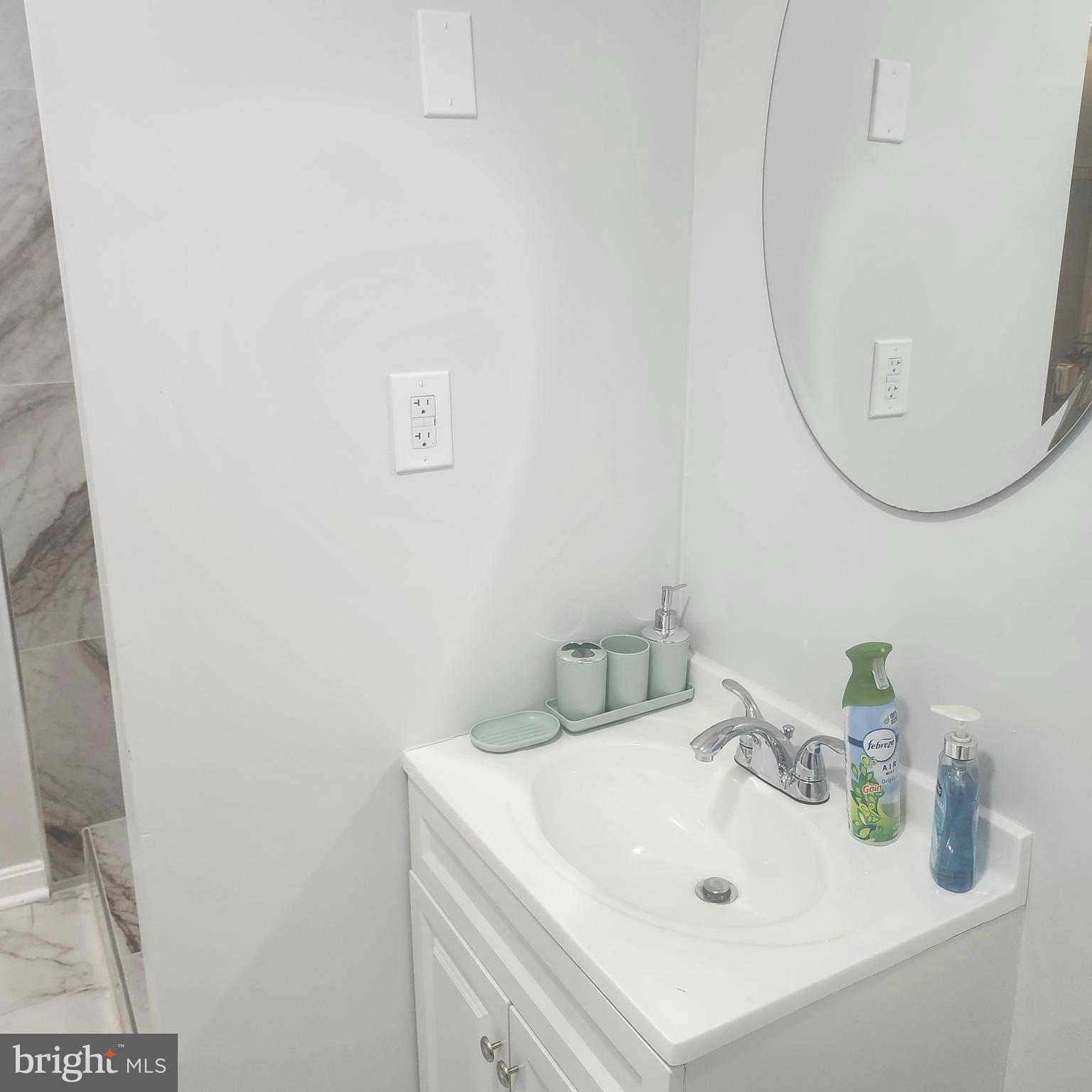 PERRYWOOD - Residential Lease