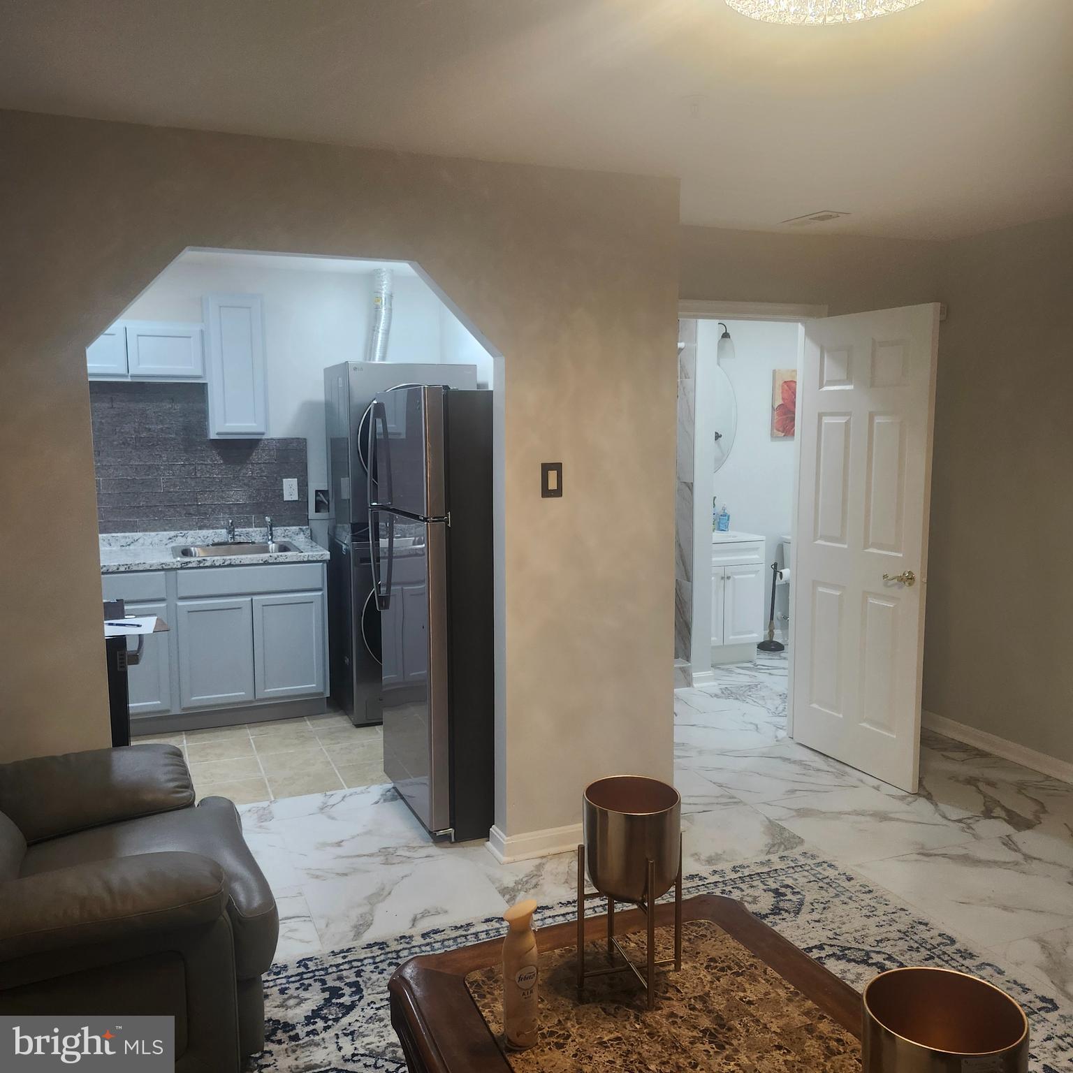 PERRYWOOD - Residential Lease