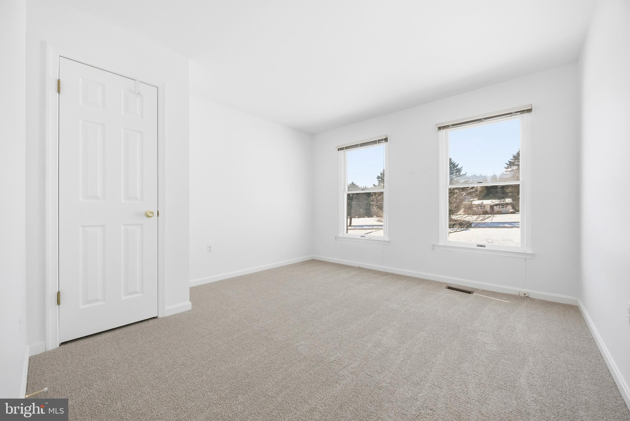 BRADDOCK MANOR - Residential