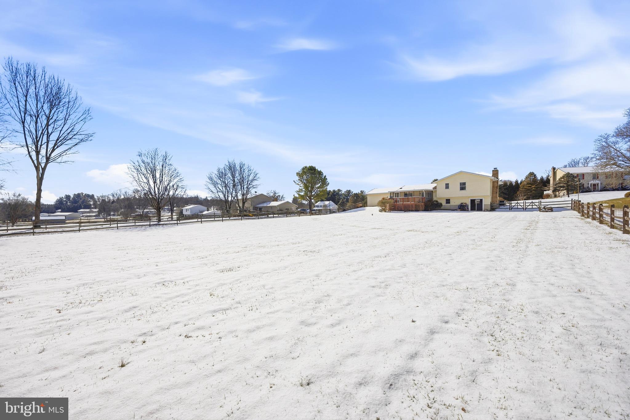 BRADDOCK MANOR - Residential