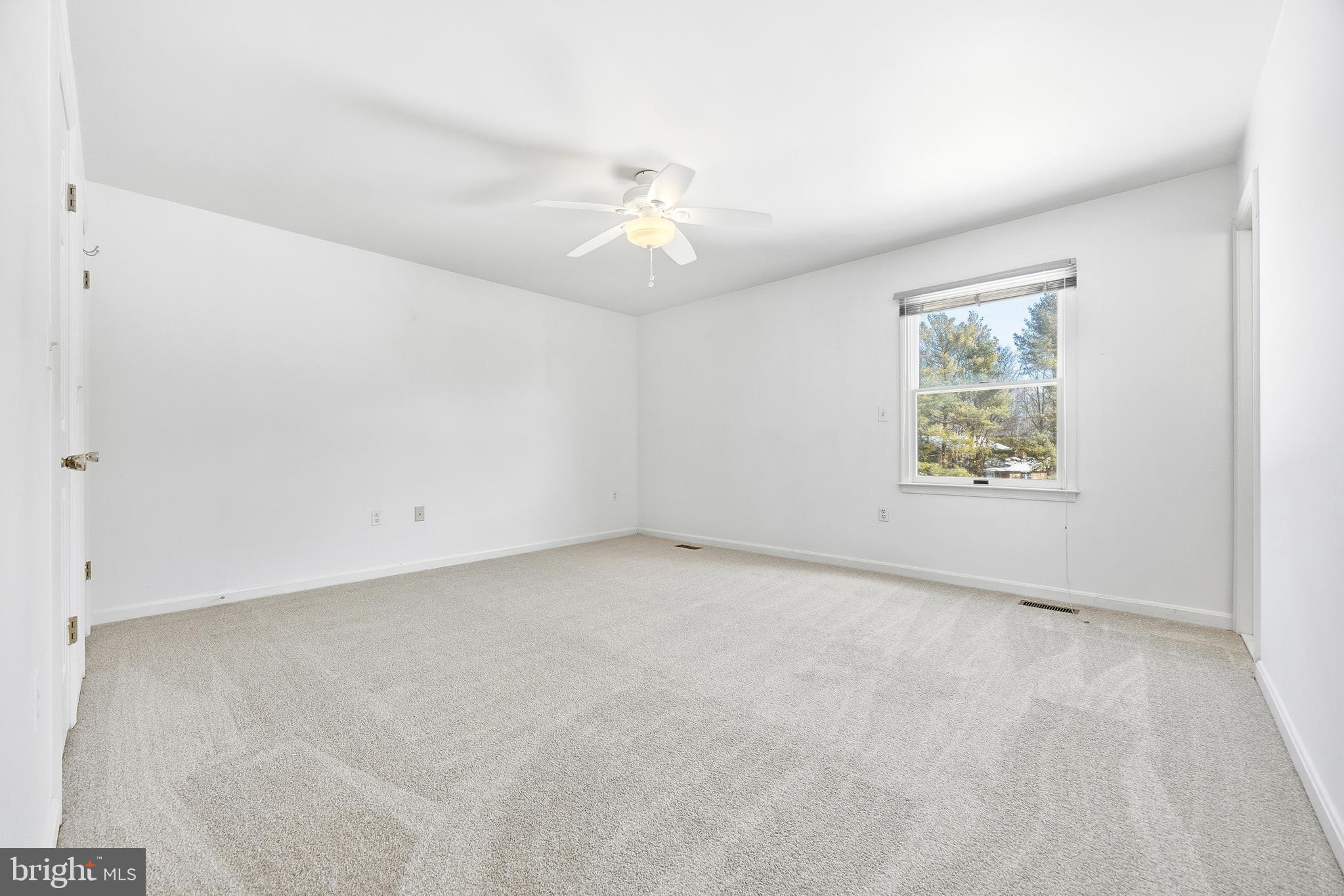 BRADDOCK MANOR - Residential