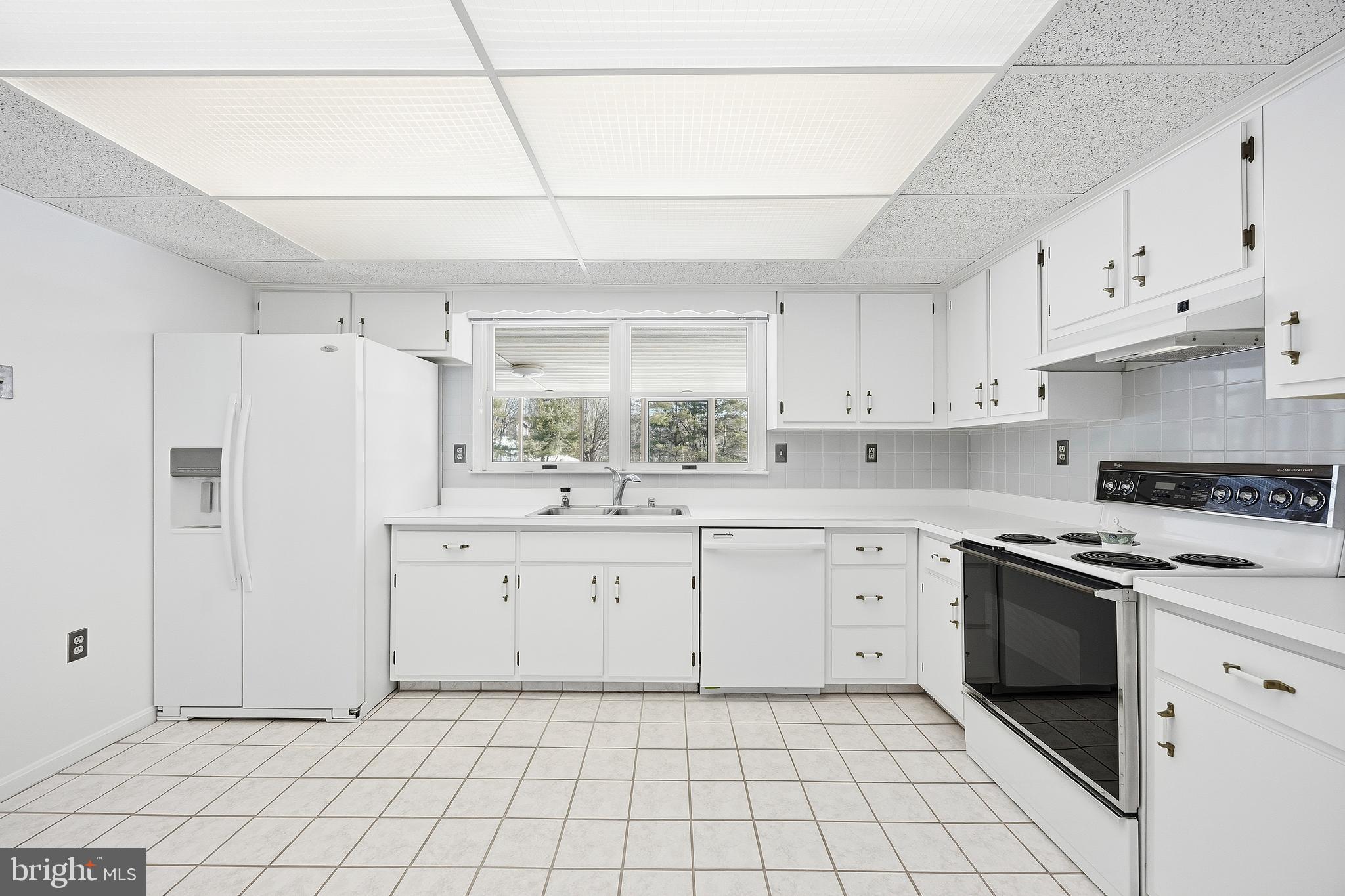 BRADDOCK MANOR - Residential